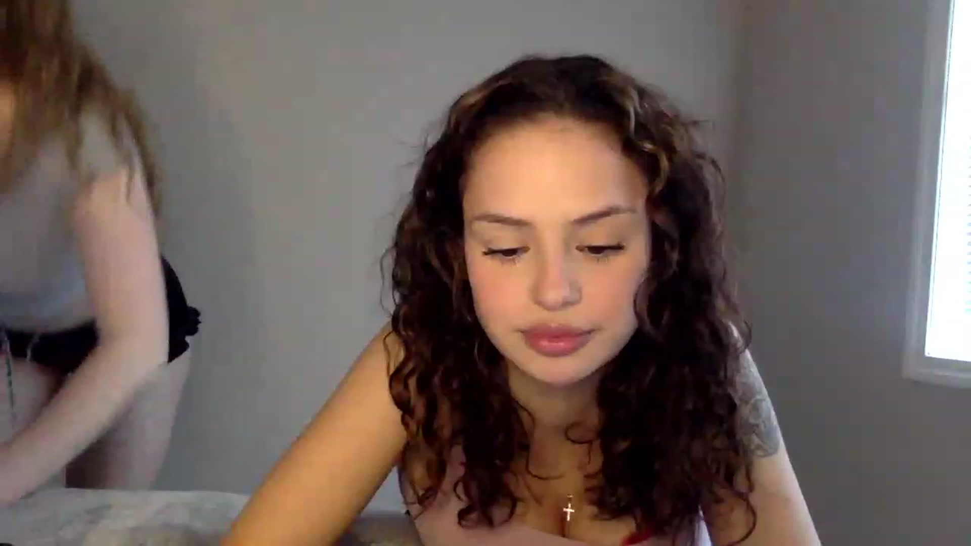Gallery image thumbnail from colombilatina's myfreecams stream on, 03/20/2023, 20:49 image 16 of 20