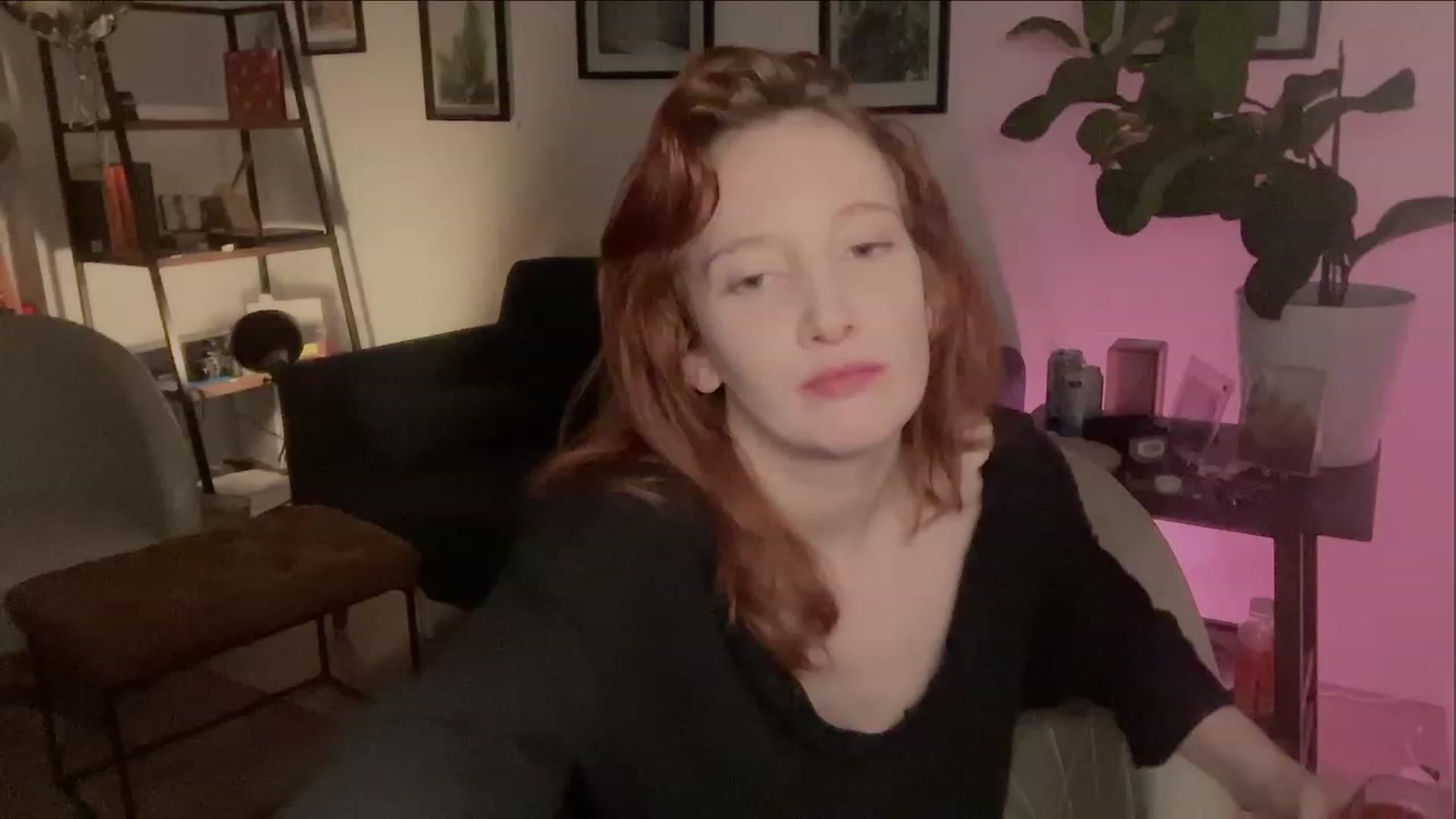 Gallery image thumbnail from consideruby's myfreecams stream on, 03/17/2023, 11:01 image 14 of 20
