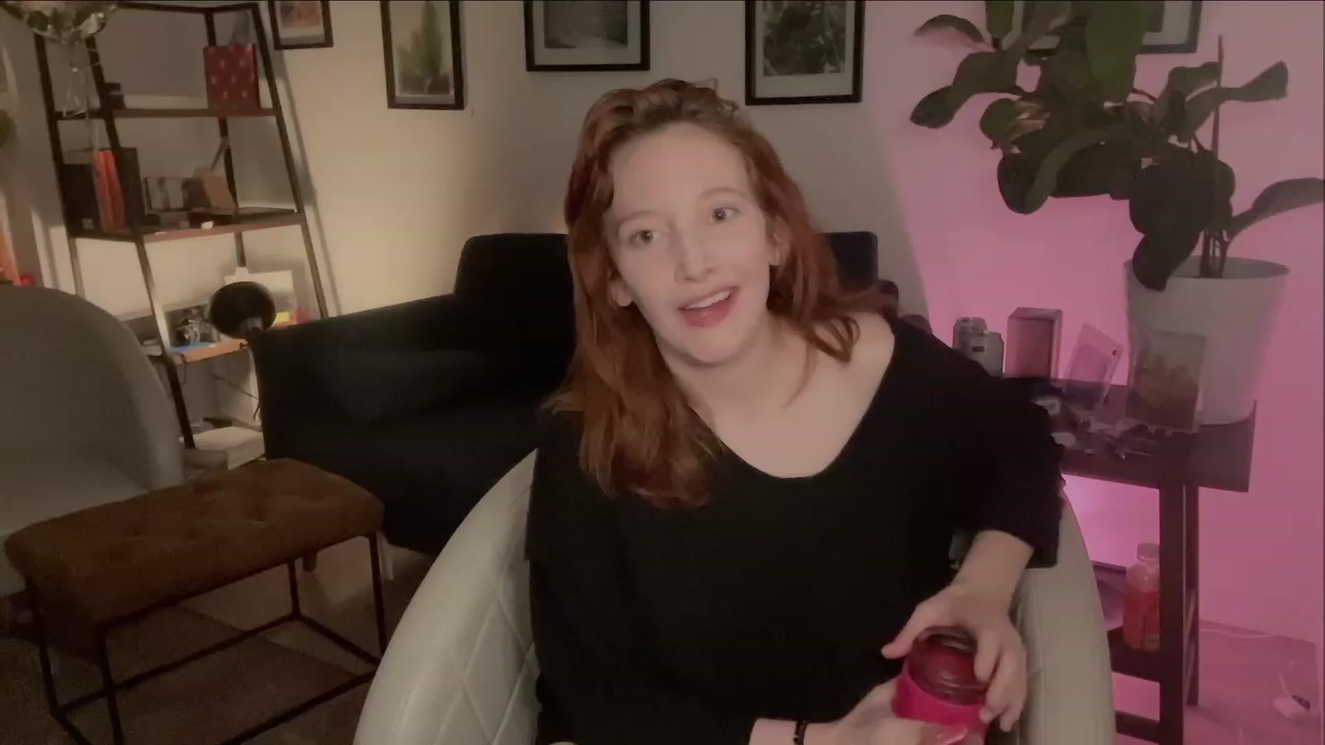 Gallery image thumbnail from consideruby's myfreecams stream on, 03/17/2023, 11:01 image 9 of 20