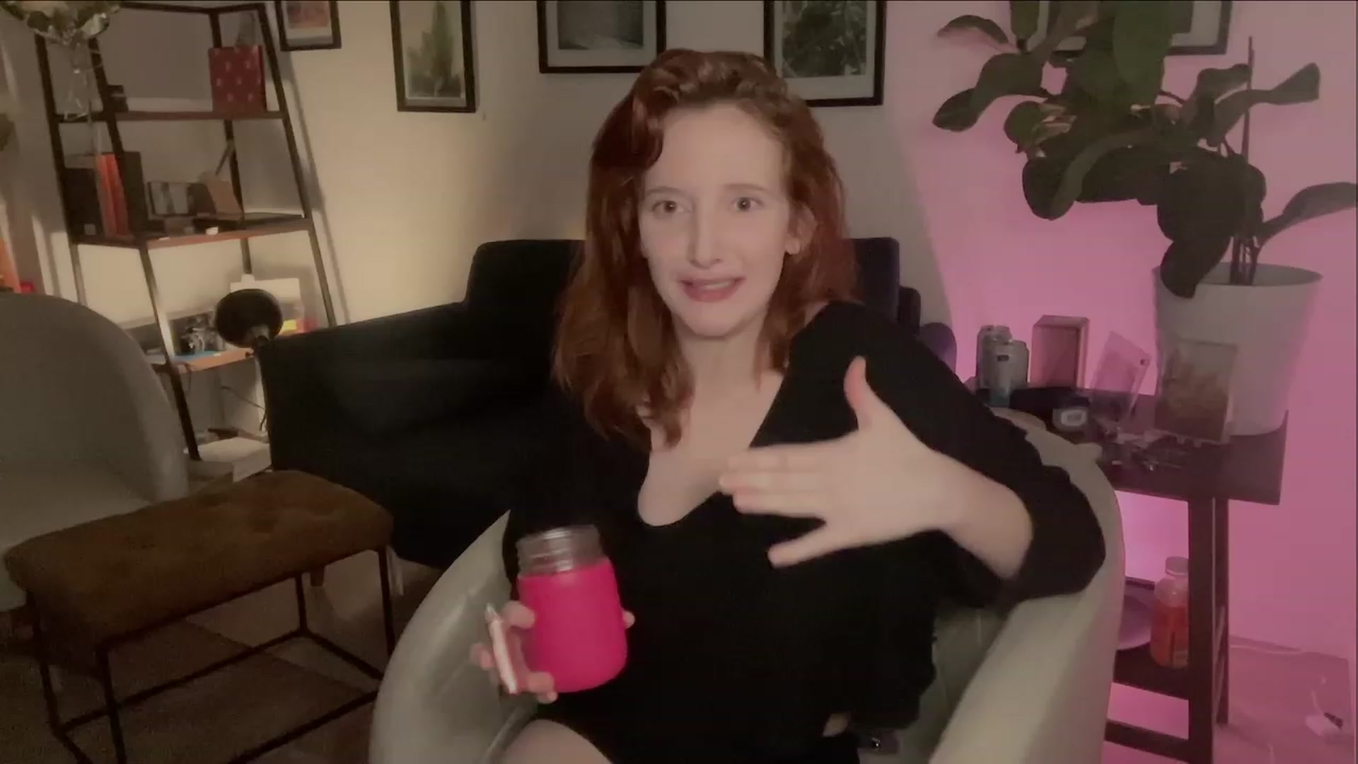 Gallery image thumbnail from consideruby's myfreecams stream on, 03/17/2023, 11:01 image 11 of 20