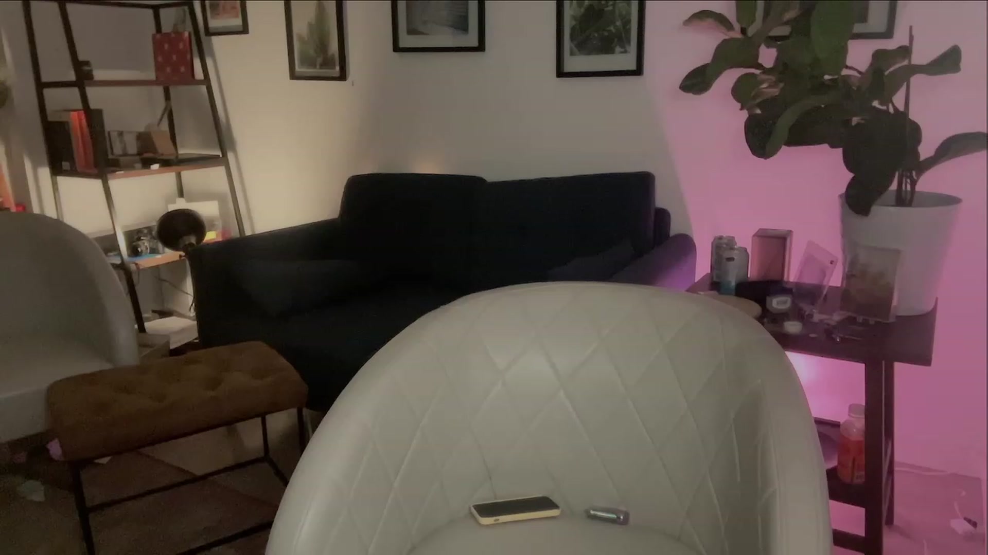 Gallery image thumbnail from consideruby's myfreecams stream on, 03/17/2023, 11:19 image 20 of 20