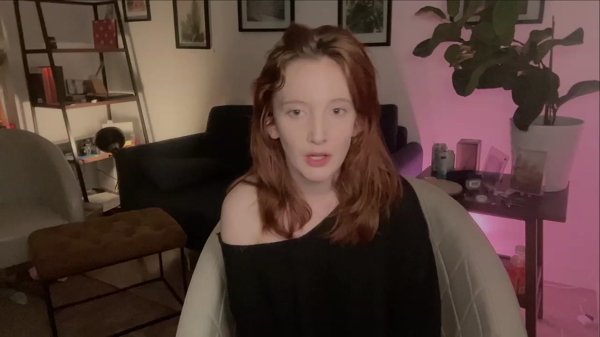 Gallery image thumbnail from consideruby's myfreecams stream on, 03/17/2023, 11:19 image 8 of 20