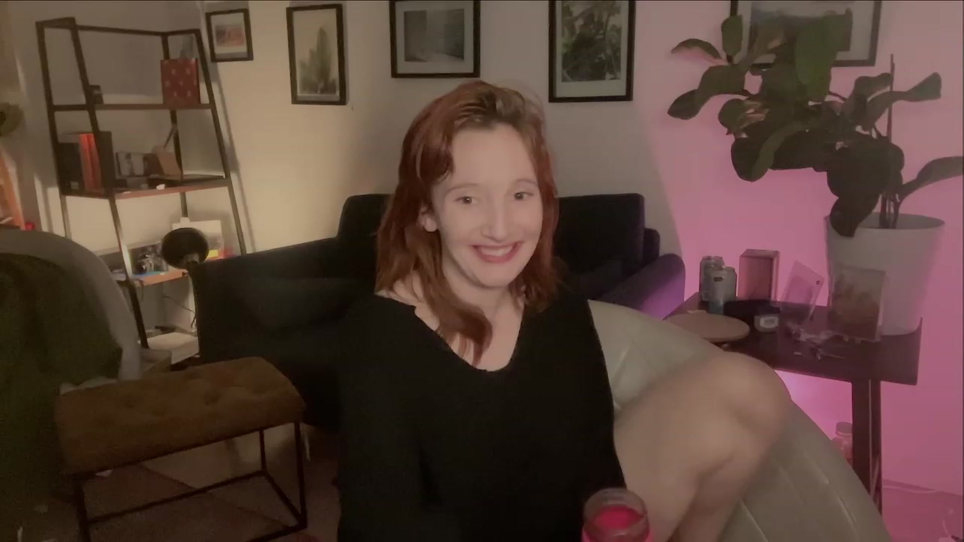 Gallery image thumbnail from consideruby's myfreecams stream on, 03/17/2023, 12:59 image 3 of 20
