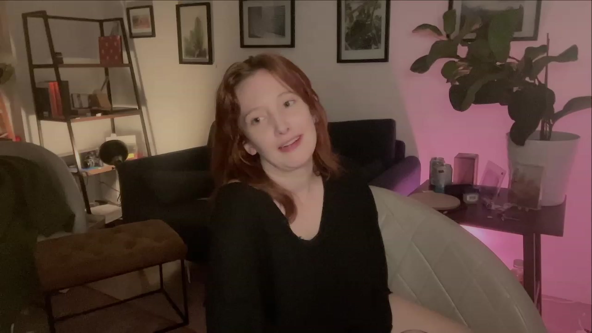 Gallery image thumbnail from consideruby's myfreecams stream on, 03/17/2023, 12:59 image 2 of 20