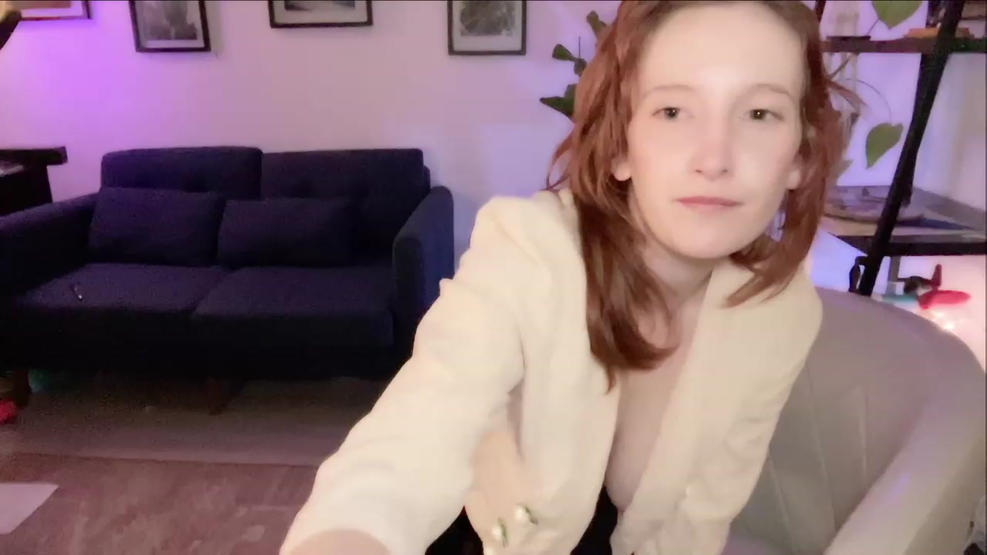 Gallery image thumbnail from consideruby's myfreecams stream on, 03/24/2023, 10:05 image 1 of 20