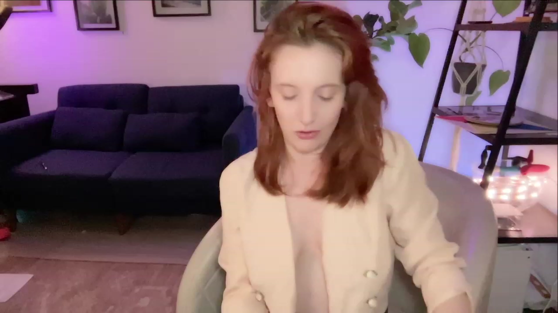Gallery image thumbnail from consideruby's myfreecams stream on, 03/24/2023, 10:05 image 12 of 20