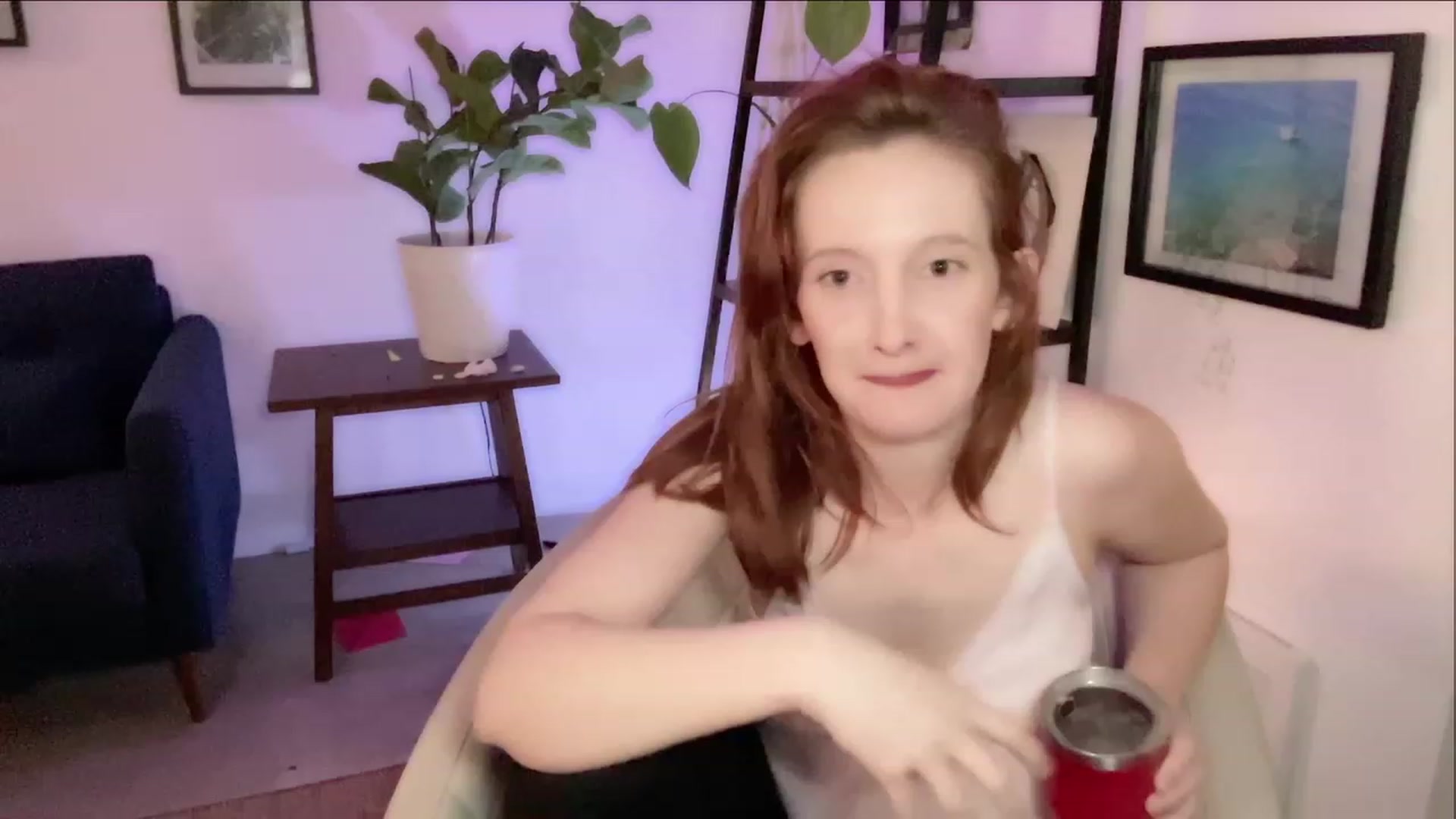 Gallery image thumbnail from consideruby's myfreecams stream on, 03/24/2023, 13:10 image 5 of 20