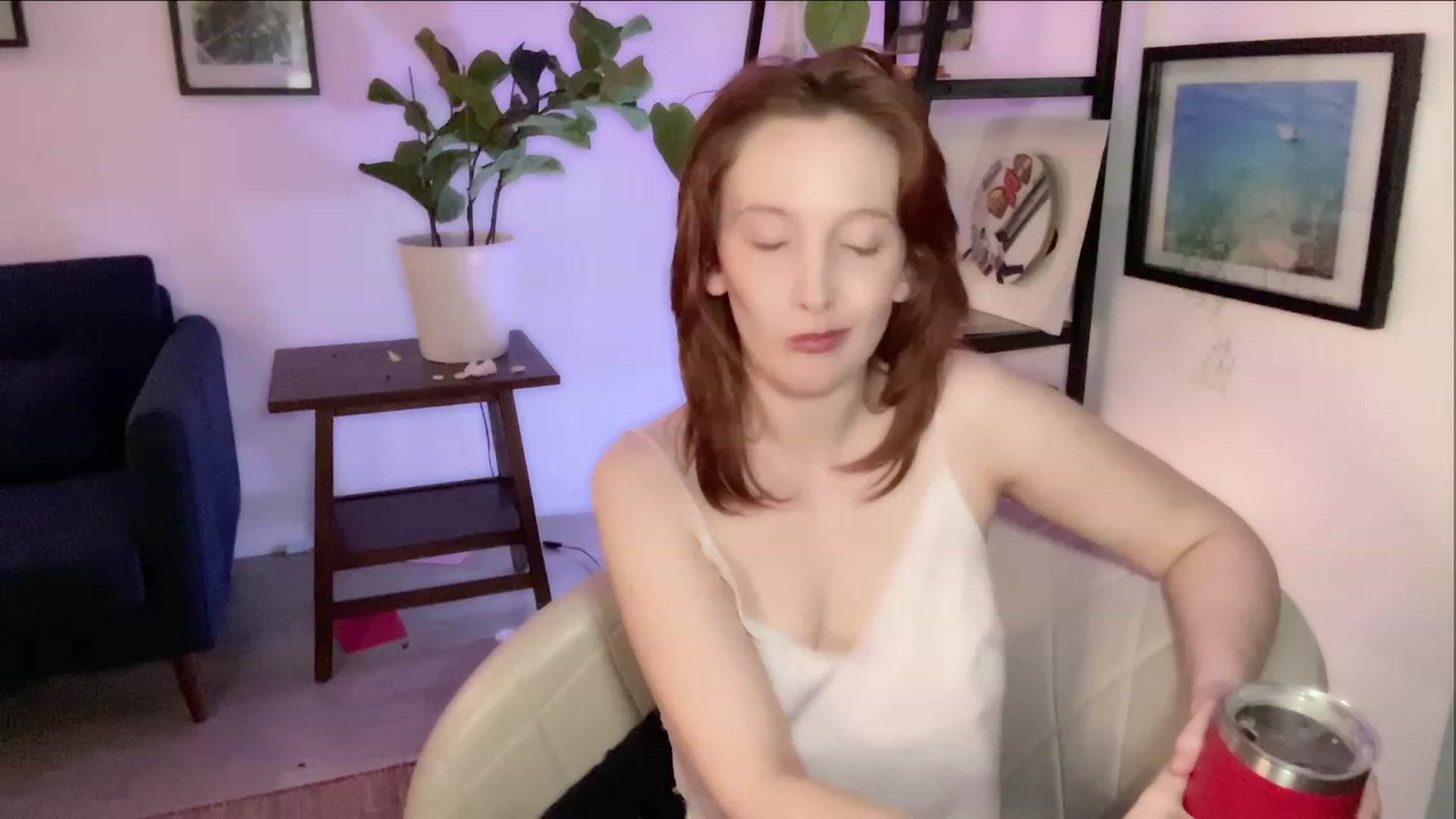 Gallery image thumbnail from consideruby's myfreecams stream on, 03/24/2023, 13:58 image 9 of 20