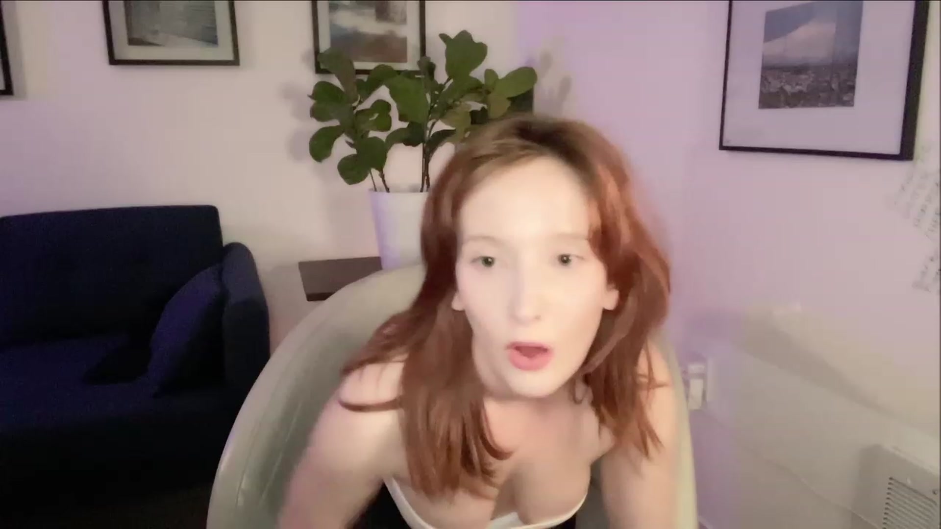 Gallery image thumbnail from consideruby's myfreecams stream on, 03/30/2023, 08:34 image 17 of 20