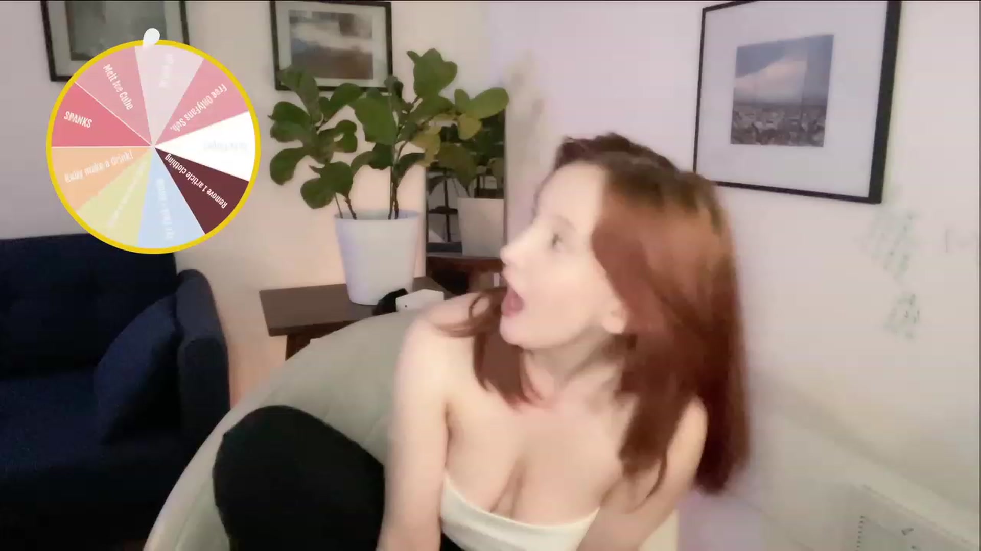 Gallery image thumbnail from consideruby's myfreecams stream on, 03/30/2023, 12:35 image 9 of 20