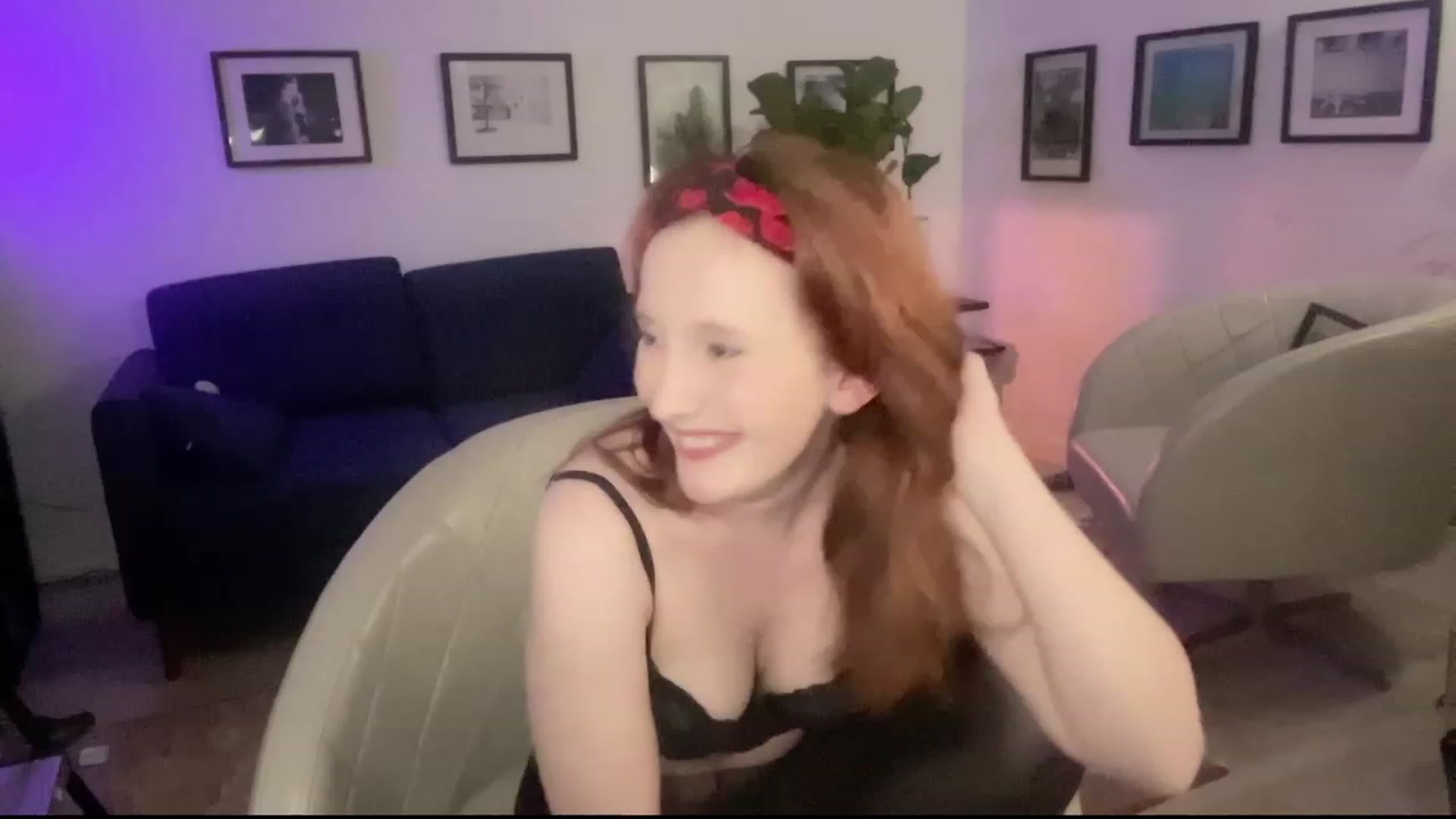 Gallery image thumbnail from consideruby's myfreecams stream on, 04/13/2023, 10:39 image 12 of 20