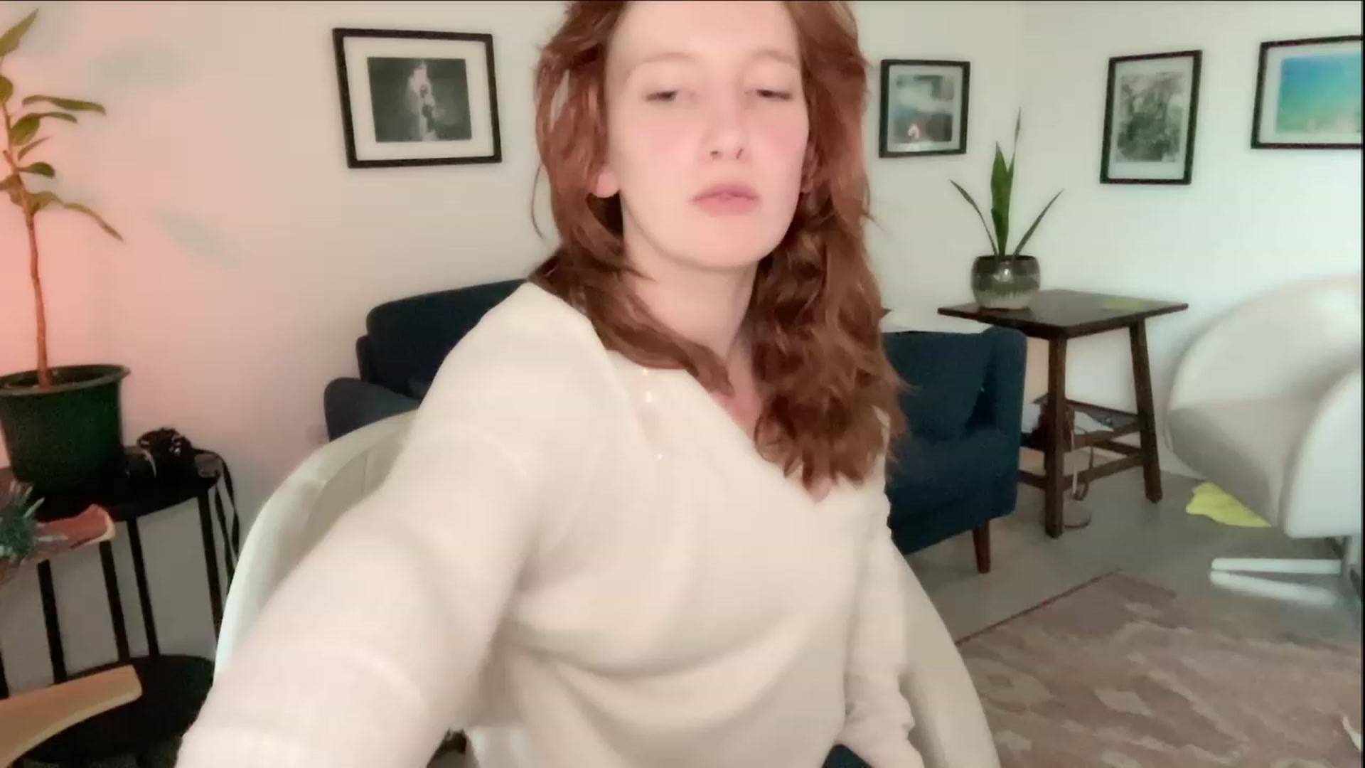 Gallery image thumbnail from consideruby's myfreecams stream on, 04/17/2023, 14:04 image 20 of 20