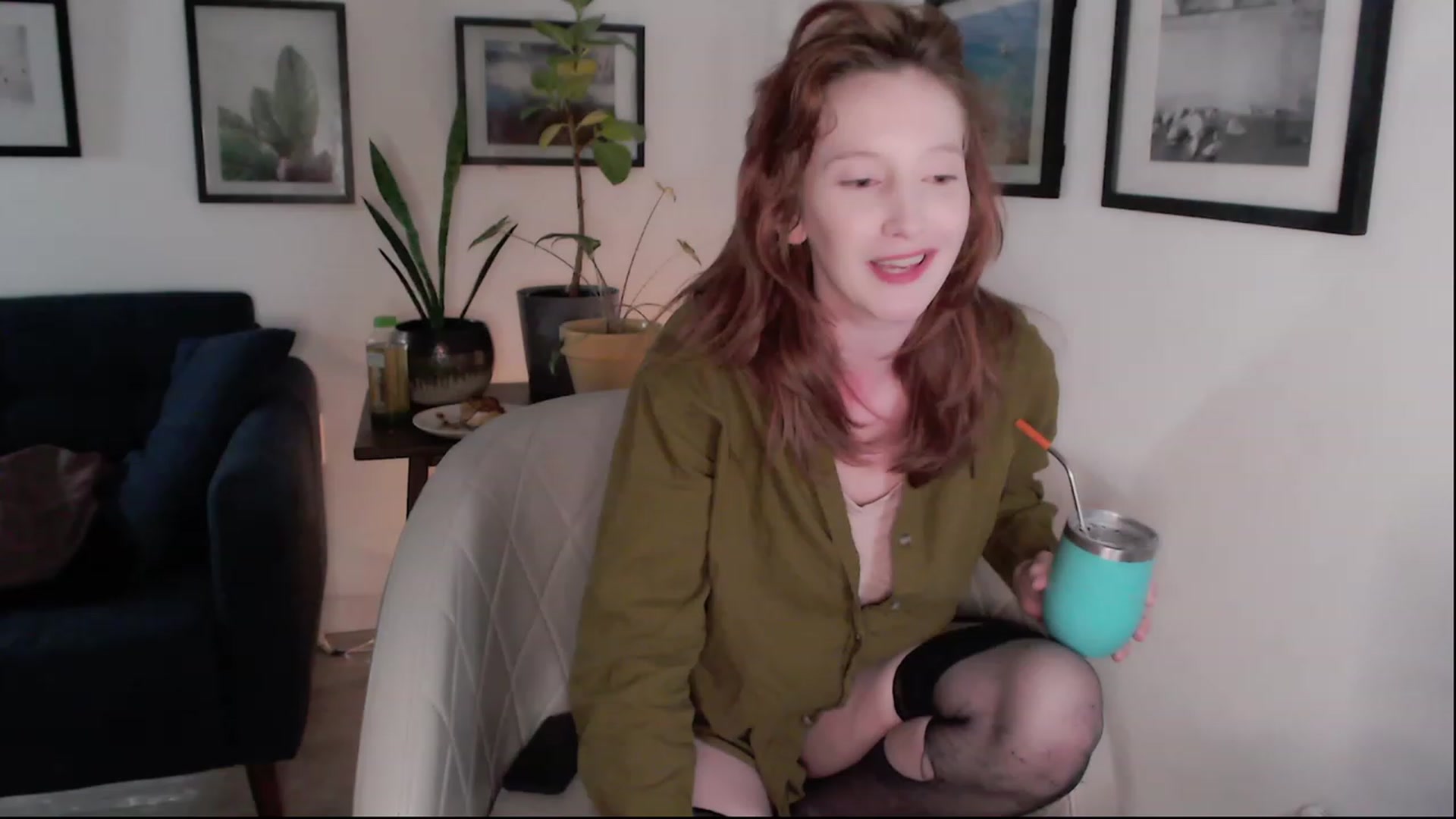 Gallery image thumbnail from consideruby's myfreecams stream on, 04/21/2023, 11:29 image 8 of 20