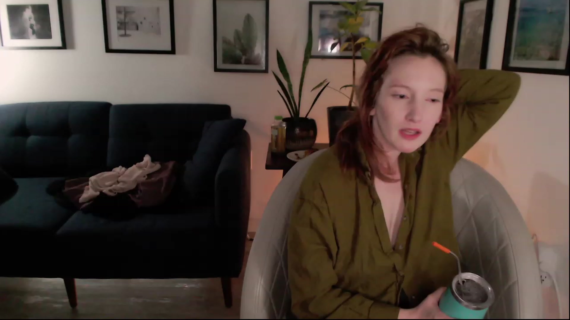 Gallery image thumbnail from consideruby's myfreecams stream on, 04/21/2023, 12:44 image 2 of 20
