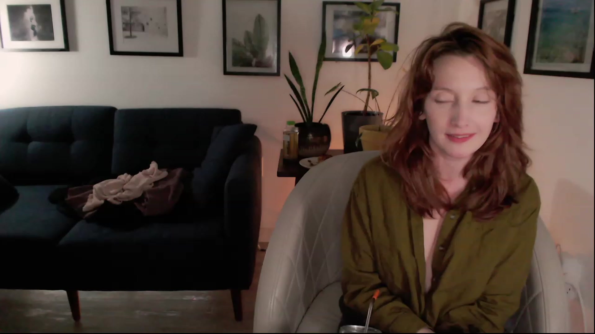 Gallery image thumbnail from consideruby's myfreecams stream on, 04/21/2023, 12:44 image 10 of 20