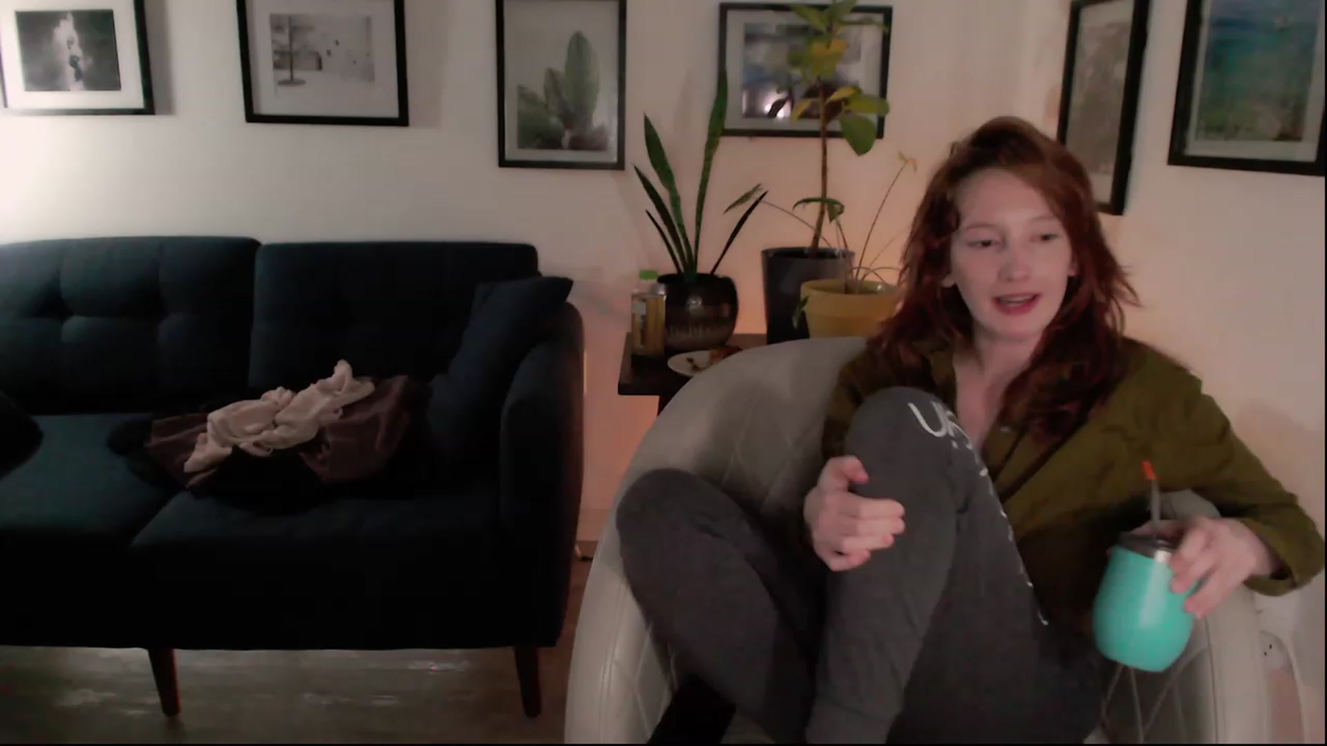 Gallery image thumbnail from consideruby's myfreecams stream on, 04/21/2023, 12:44 image 6 of 20
