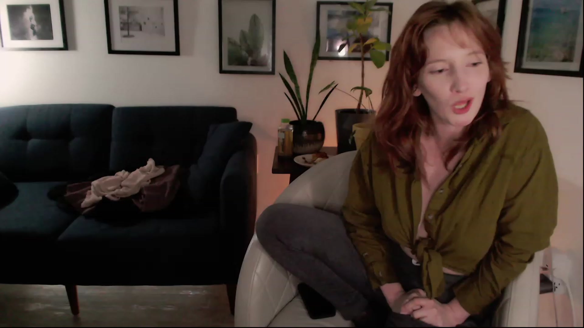 Gallery image thumbnail from consideruby's myfreecams stream on, 04/21/2023, 12:44 image 16 of 20