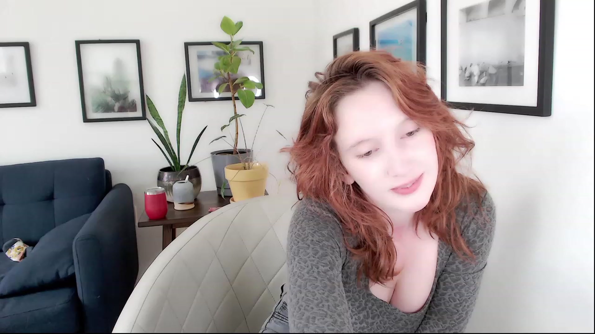 Gallery image thumbnail from consideruby's myfreecams stream on, 04/25/2023, 24:46 image 11 of 20
