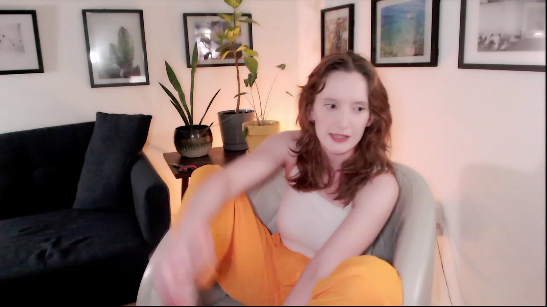 Gallery image thumbnail from consideruby's myfreecams stream on, 04/28/2023, 09:28 image 11 of 20
