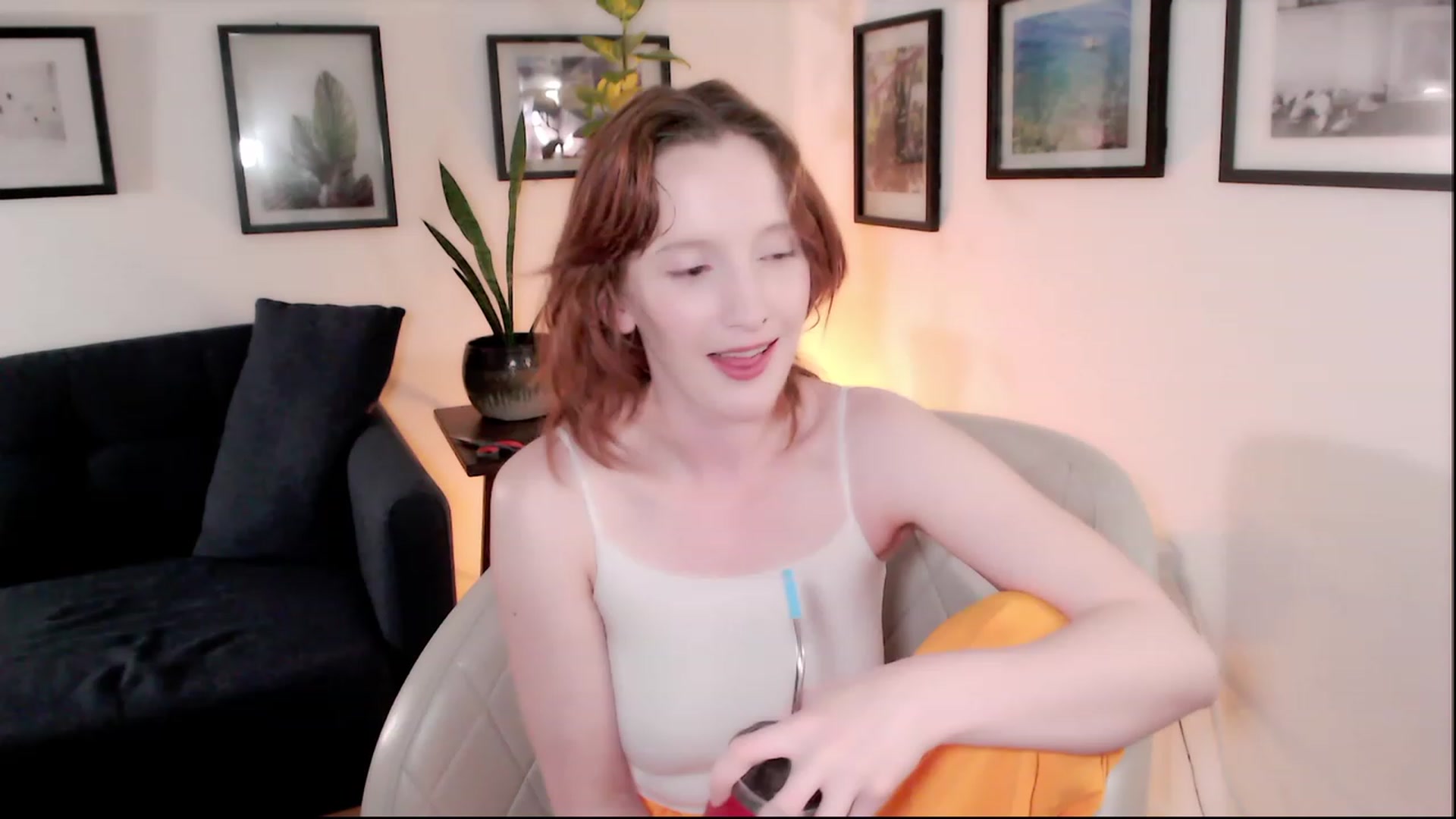 Gallery image thumbnail from consideruby's myfreecams stream on, 04/28/2023, 09:28 image 16 of 20