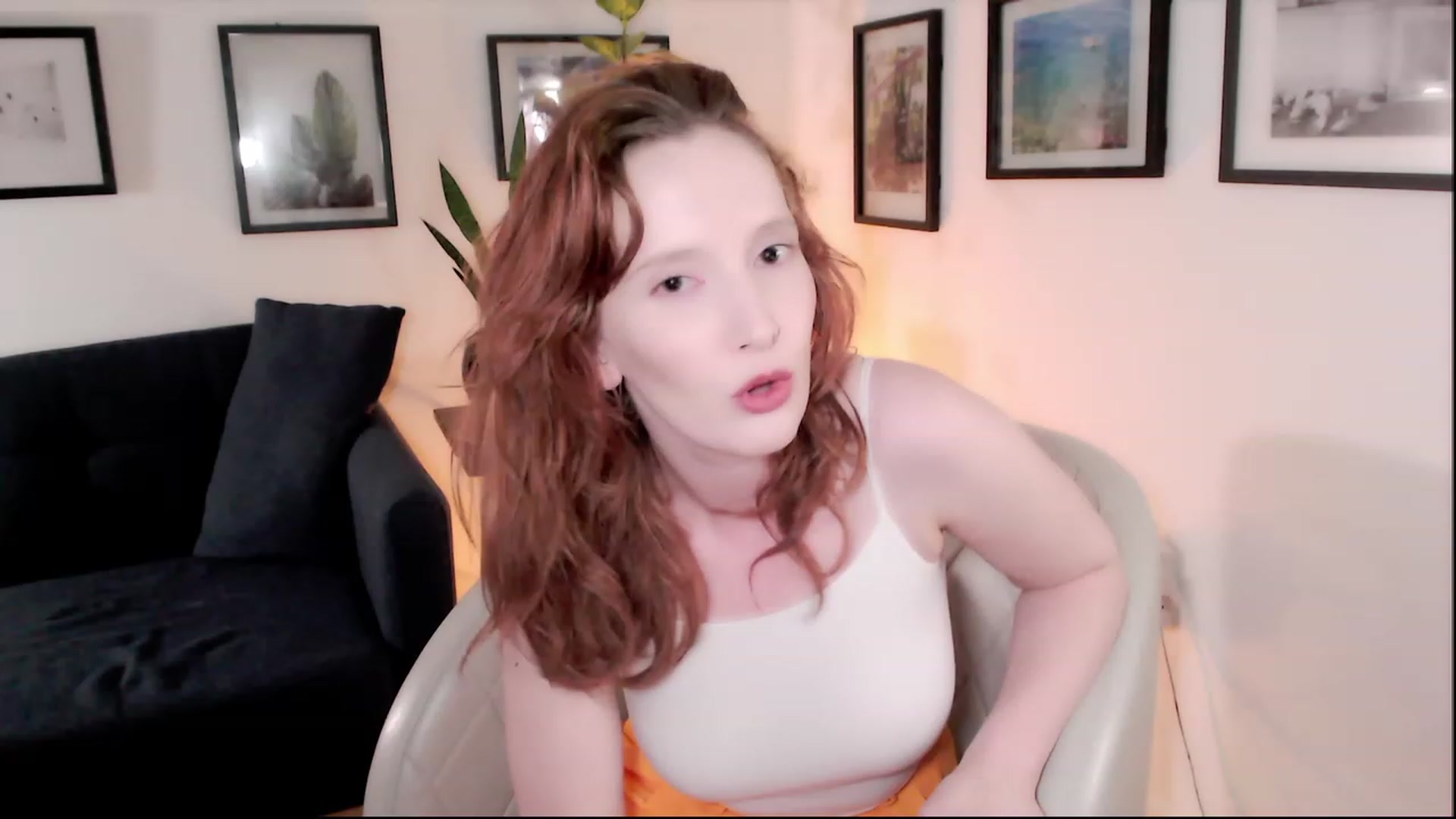 Gallery image thumbnail from consideruby's myfreecams stream on, 04/28/2023, 09:28 image 9 of 20
