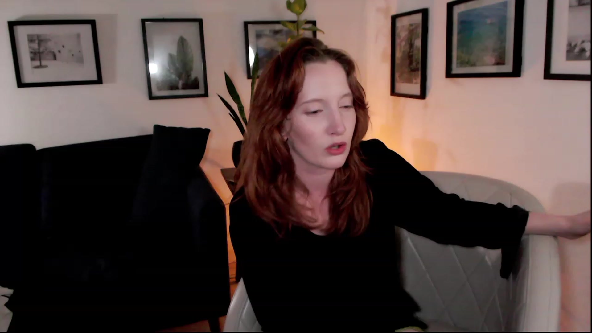 Gallery image thumbnail from consideruby's myfreecams stream on, 04/28/2023, 10:58 image 18 of 20