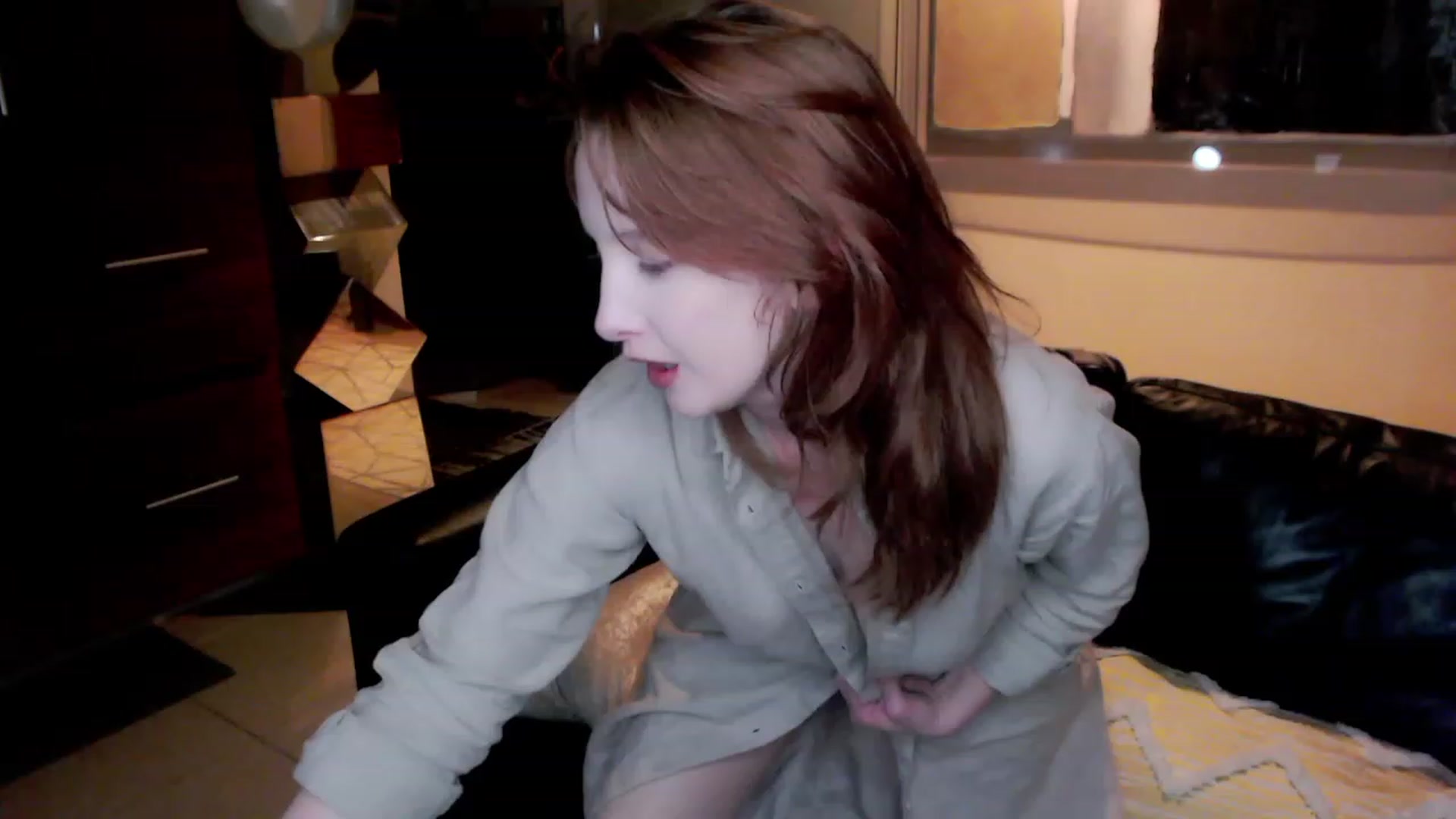 Gallery image thumbnail from consideruby's myfreecams stream on, 05/08/2023, 06:33 image 3 of 20