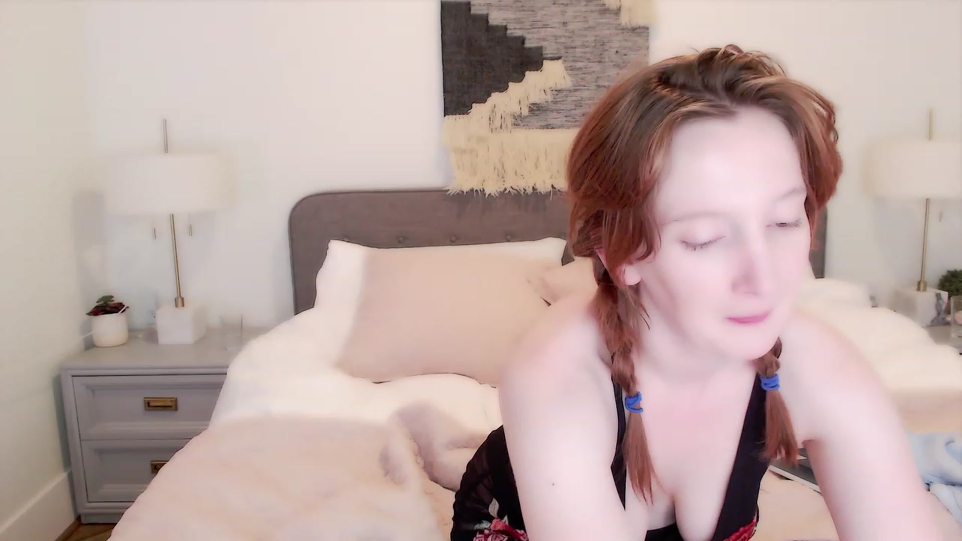 Gallery image thumbnail from consideruby's myfreecams stream on, 05/11/2023, 11:51 image 12 of 20