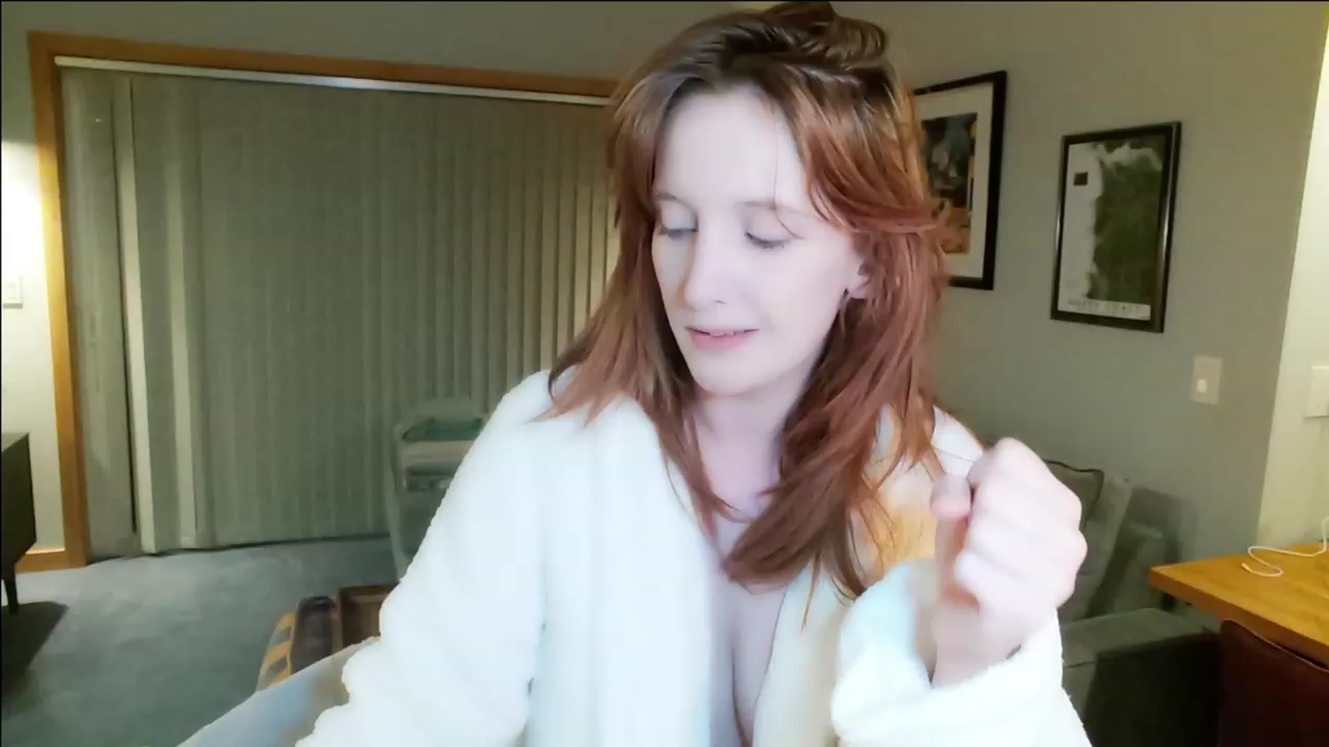 Gallery image thumbnail from consideruby's myfreecams stream on, 05/27/2023, 10:01 image 11 of 20