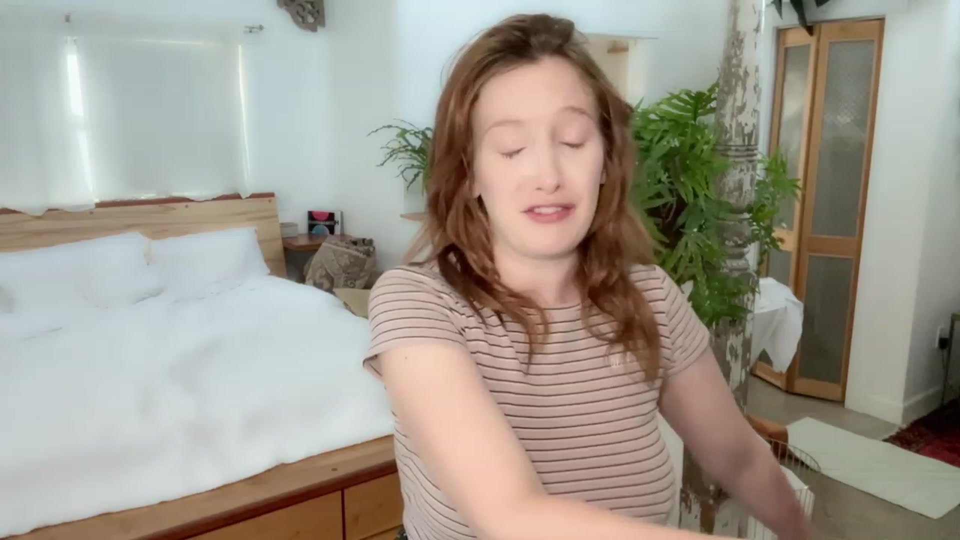 Gallery image thumbnail from consideruby's myfreecams stream on, 06/14/2023, 03:51 image 12 of 20