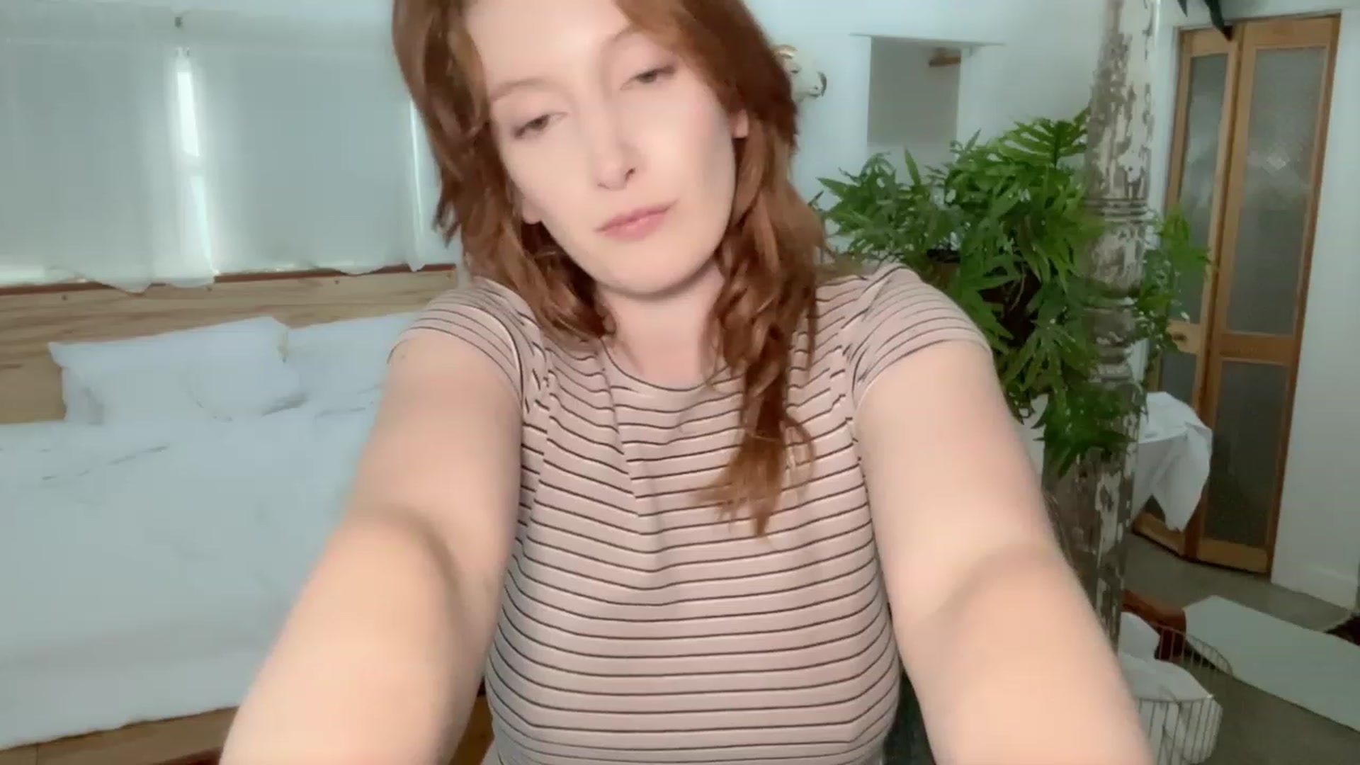 Gallery image thumbnail from consideruby's myfreecams stream on, 06/14/2023, 03:51 image 16 of 20