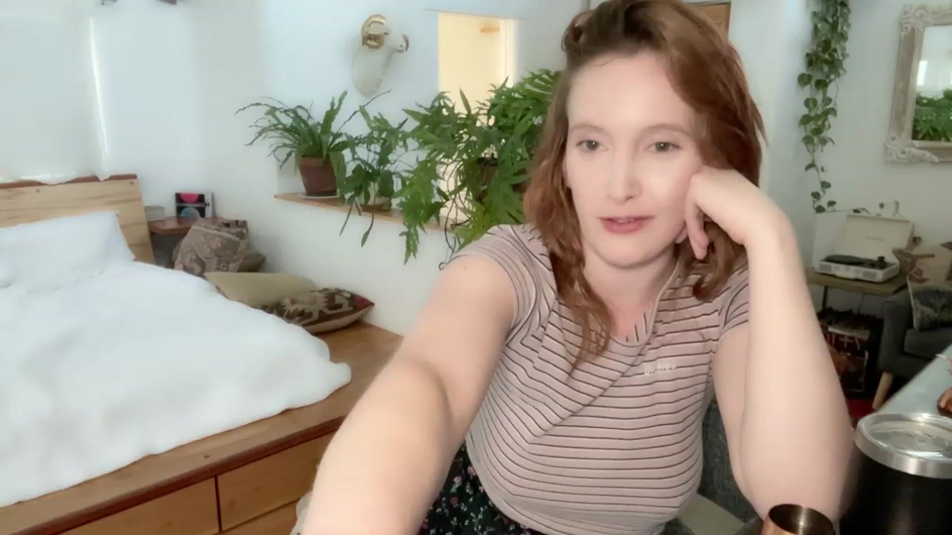 Gallery image thumbnail from consideruby's myfreecams stream on, 06/14/2023, 03:51 image 11 of 20