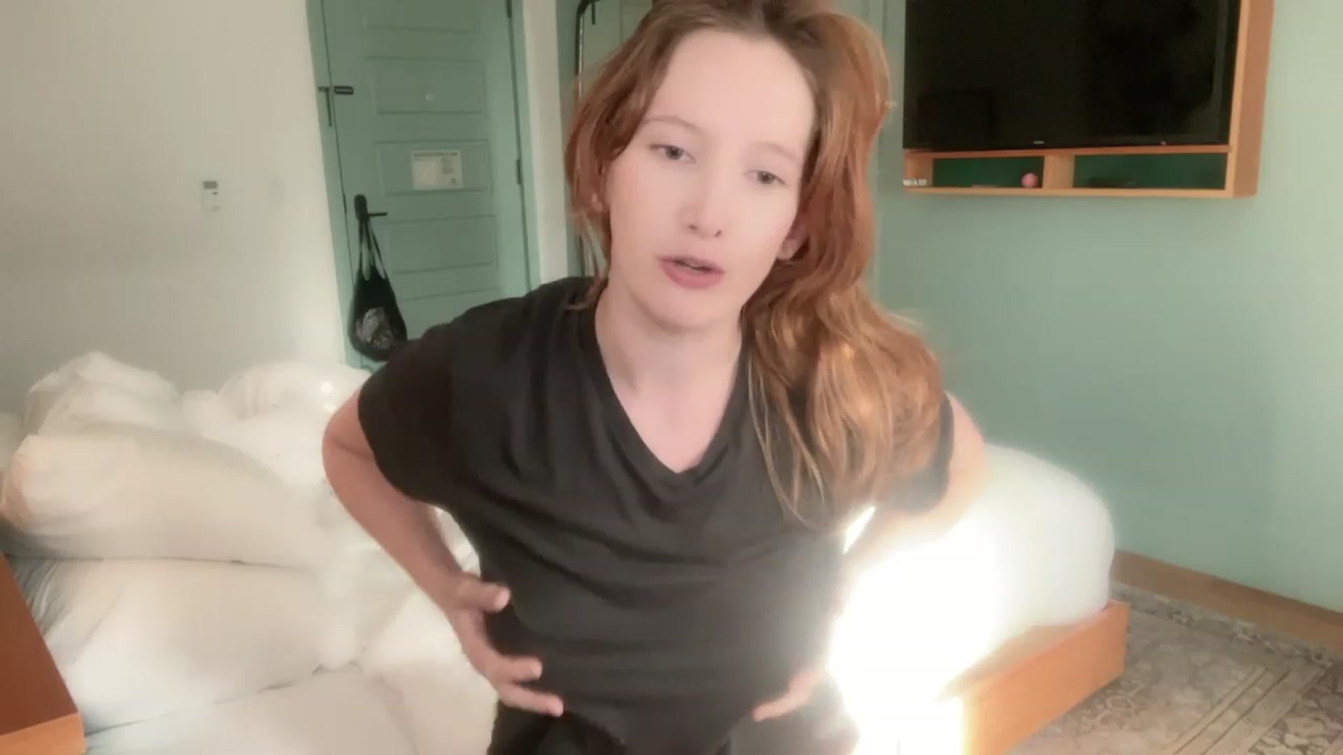 Gallery image thumbnail from consideruby's myfreecams stream on, 06/18/2023, 02:29 image 8 of 20