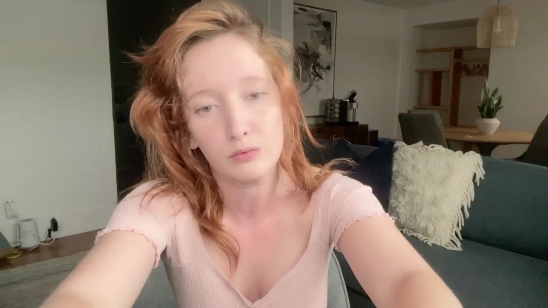 Gallery image thumbnail from consideruby's myfreecams stream on, 06/18/2023, 23:05 image 7 of 20