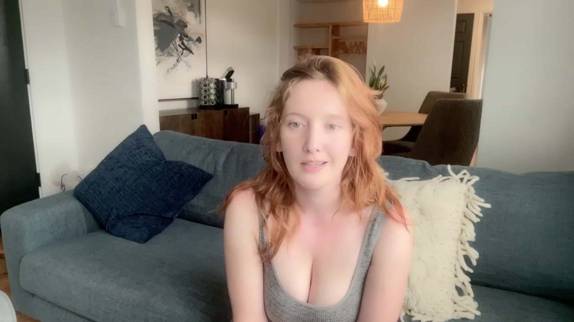 Gallery image thumbnail from consideruby's myfreecams stream on, 06/19/2023, 24:00 image 12 of 20