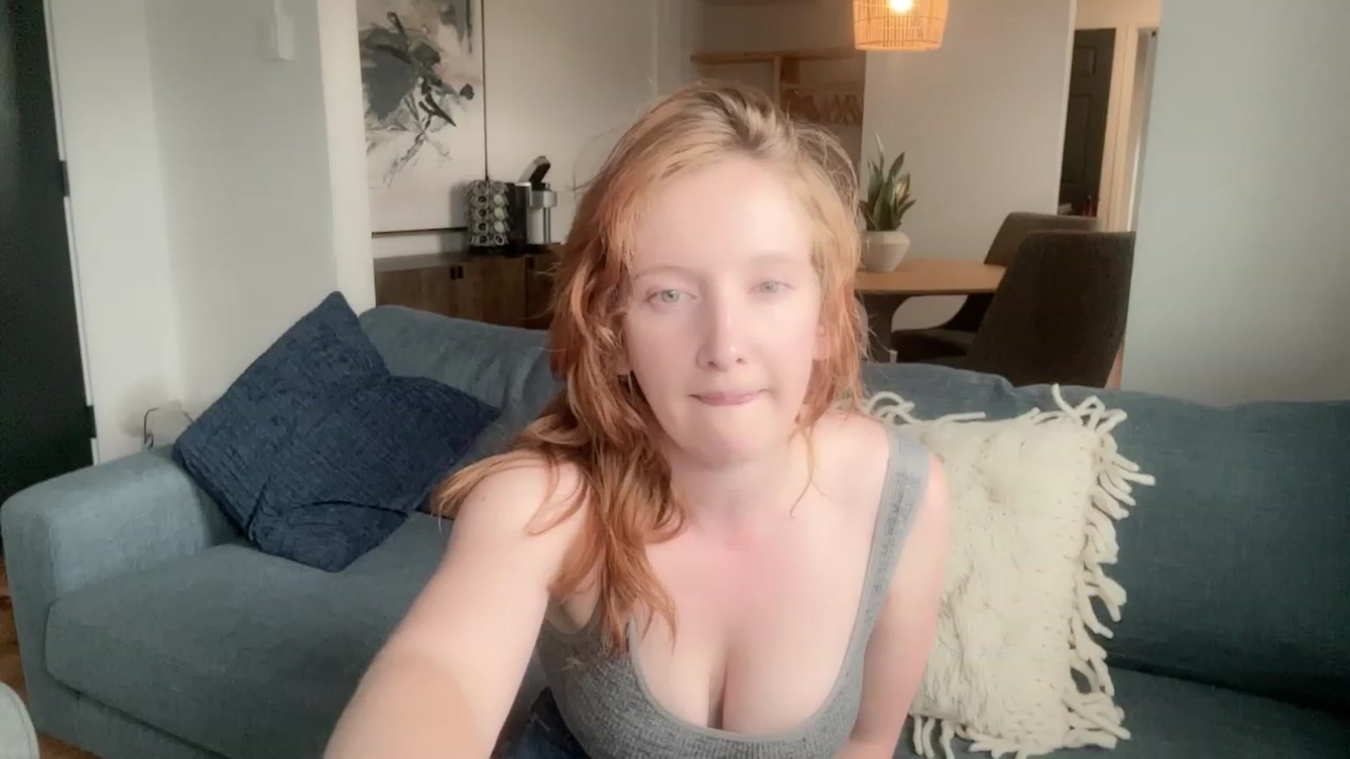 Gallery image thumbnail from consideruby's myfreecams stream on, 06/19/2023, 24:00 image 8 of 20