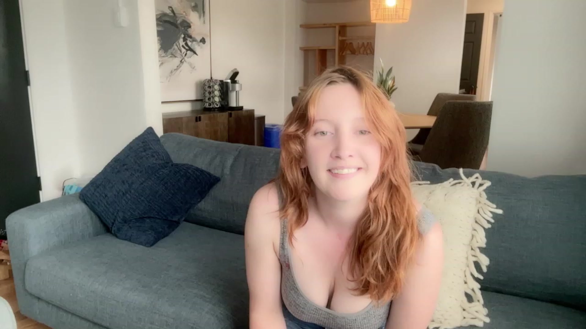 Gallery image thumbnail from consideruby's myfreecams stream on, 06/19/2023, 24:00 image 18 of 20