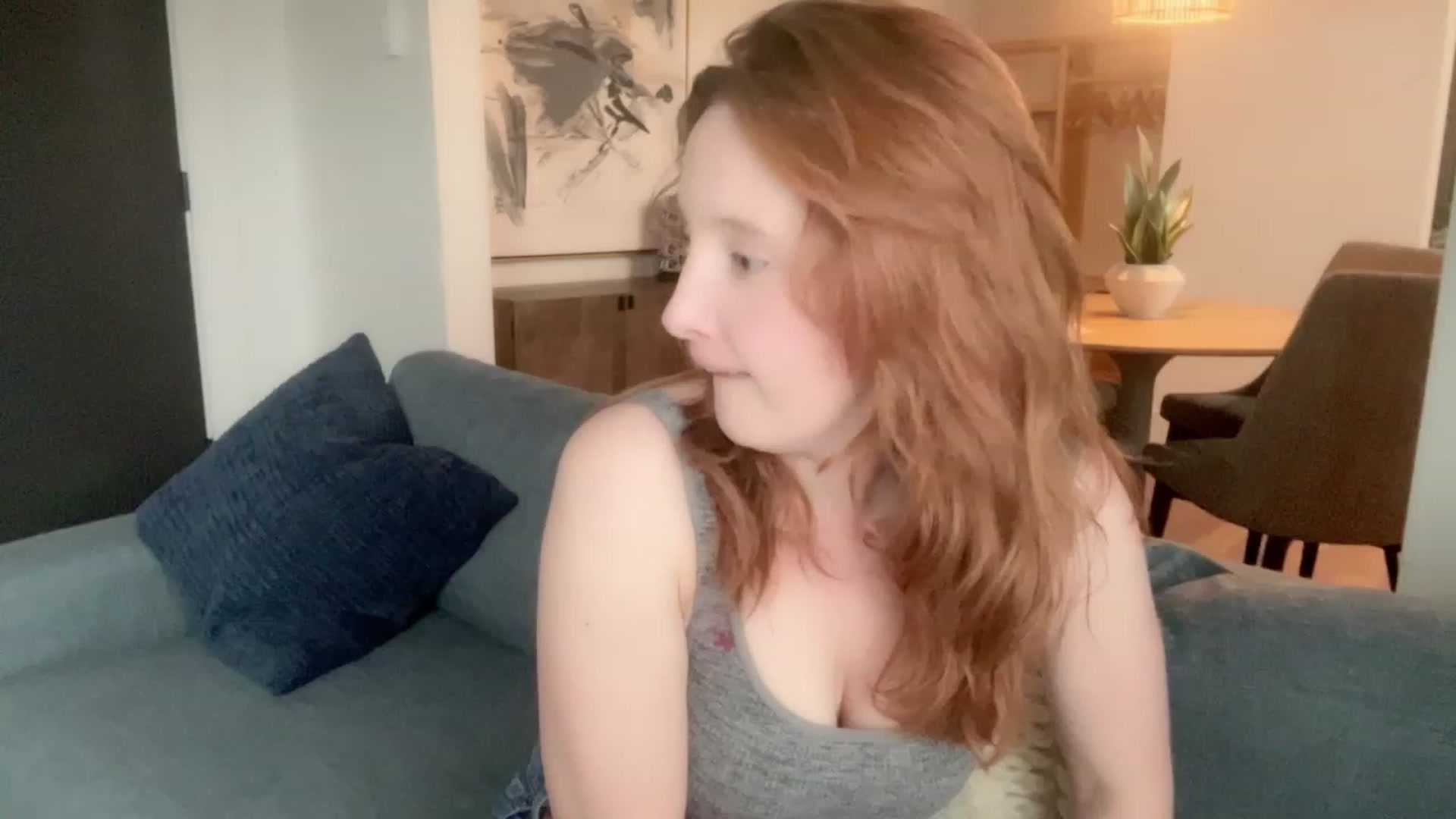 Gallery image thumbnail from consideruby's myfreecams stream on, 06/19/2023, 24:55 image 2 of 20
