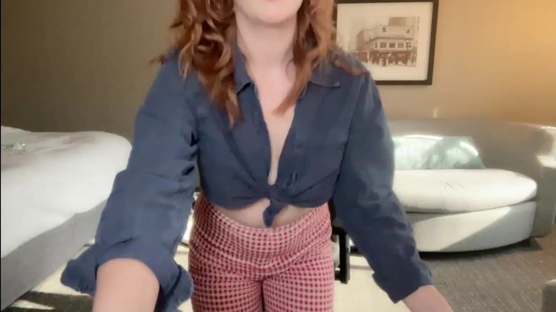 Gallery image thumbnail from consideruby's myfreecams stream on, 06/27/2023, 01:16 image 19 of 20