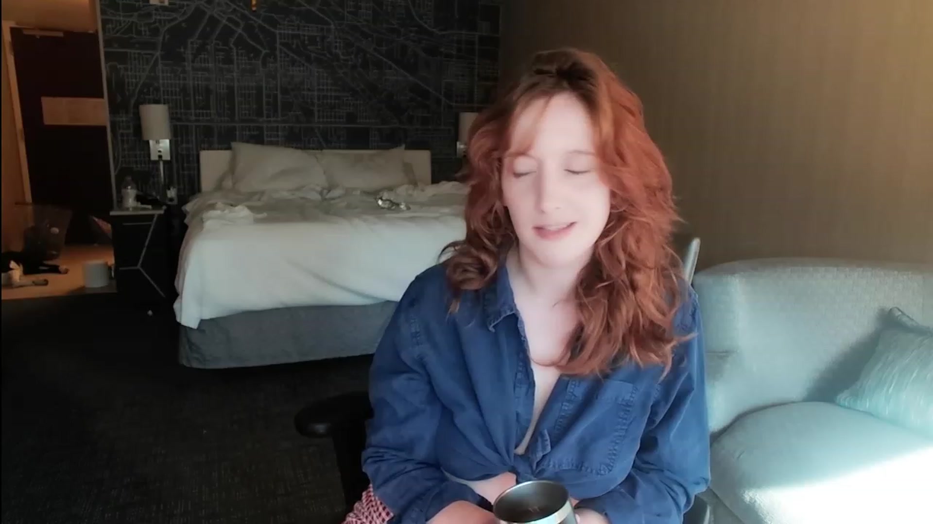 Gallery image thumbnail from consideruby's myfreecams stream on, 06/27/2023, 01:16 image 6 of 20