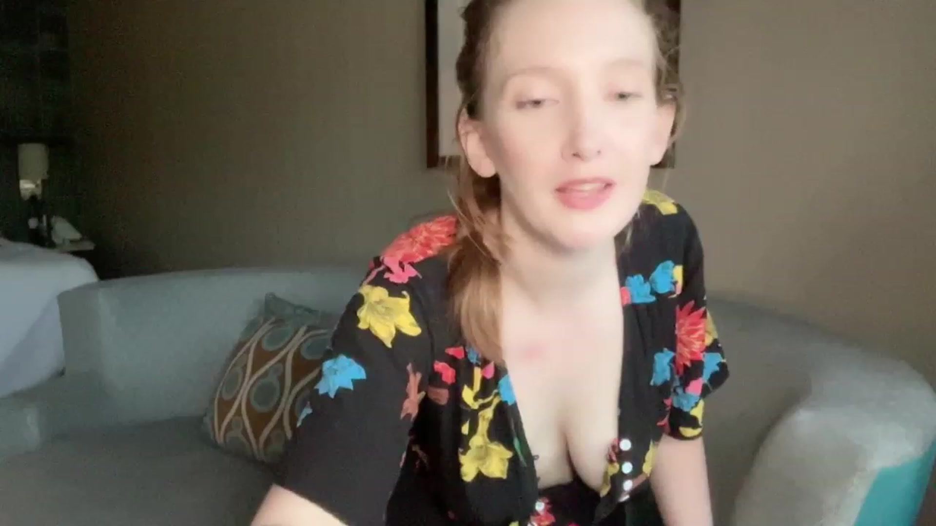 Gallery image thumbnail from consideruby's myfreecams stream on, 07/06/2023, 17:31 image 11 of 20