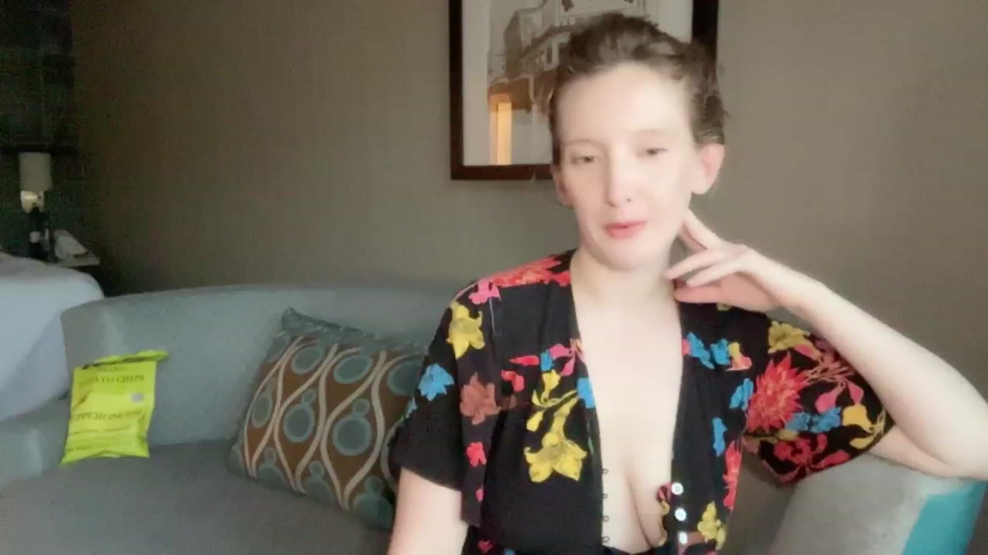 Gallery image thumbnail from consideruby's myfreecams stream on, 07/06/2023, 17:31 image 6 of 20