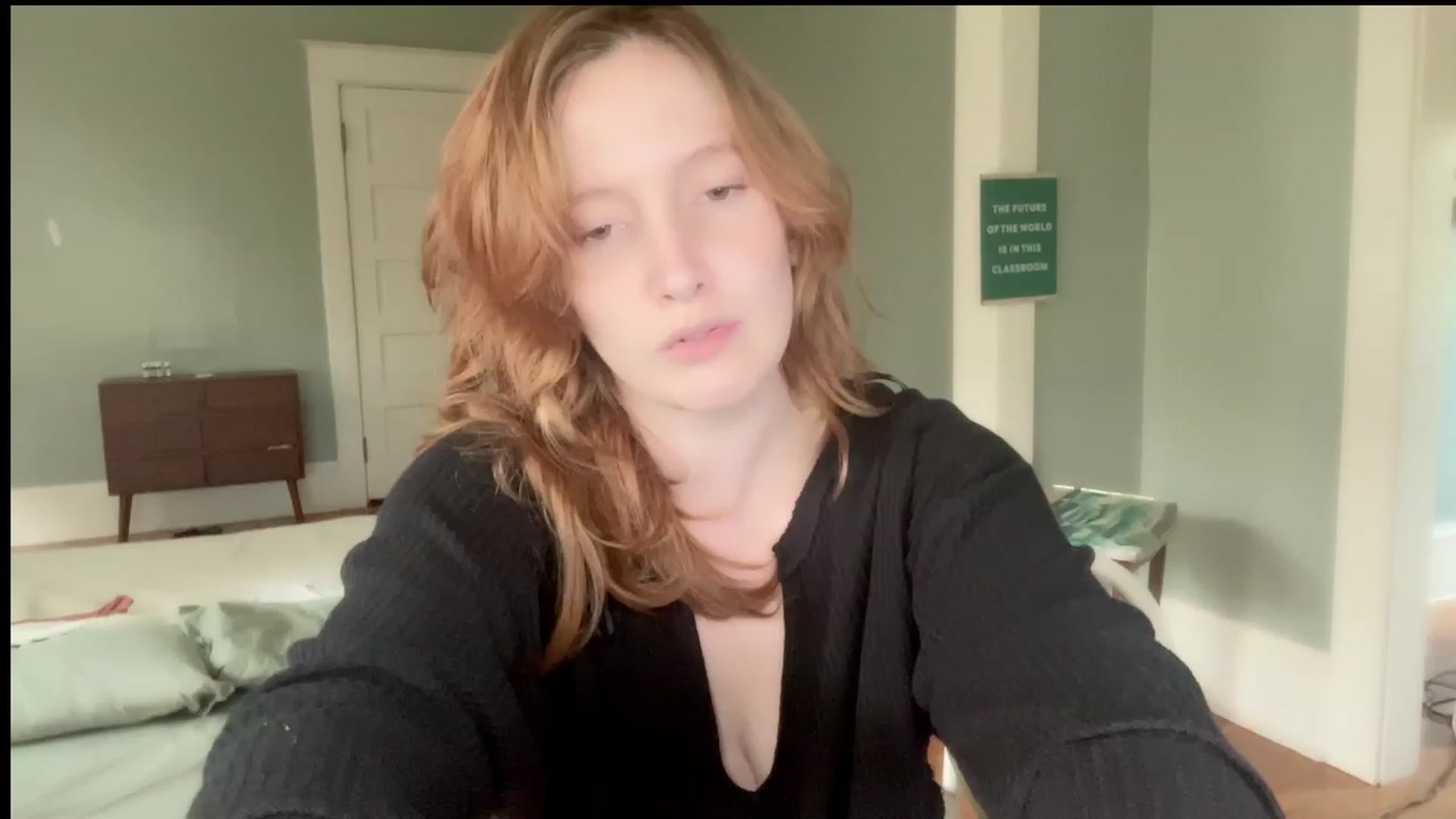 Gallery image thumbnail from consideruby's myfreecams stream on, 08/04/2023, 16:10 image 6 of 20