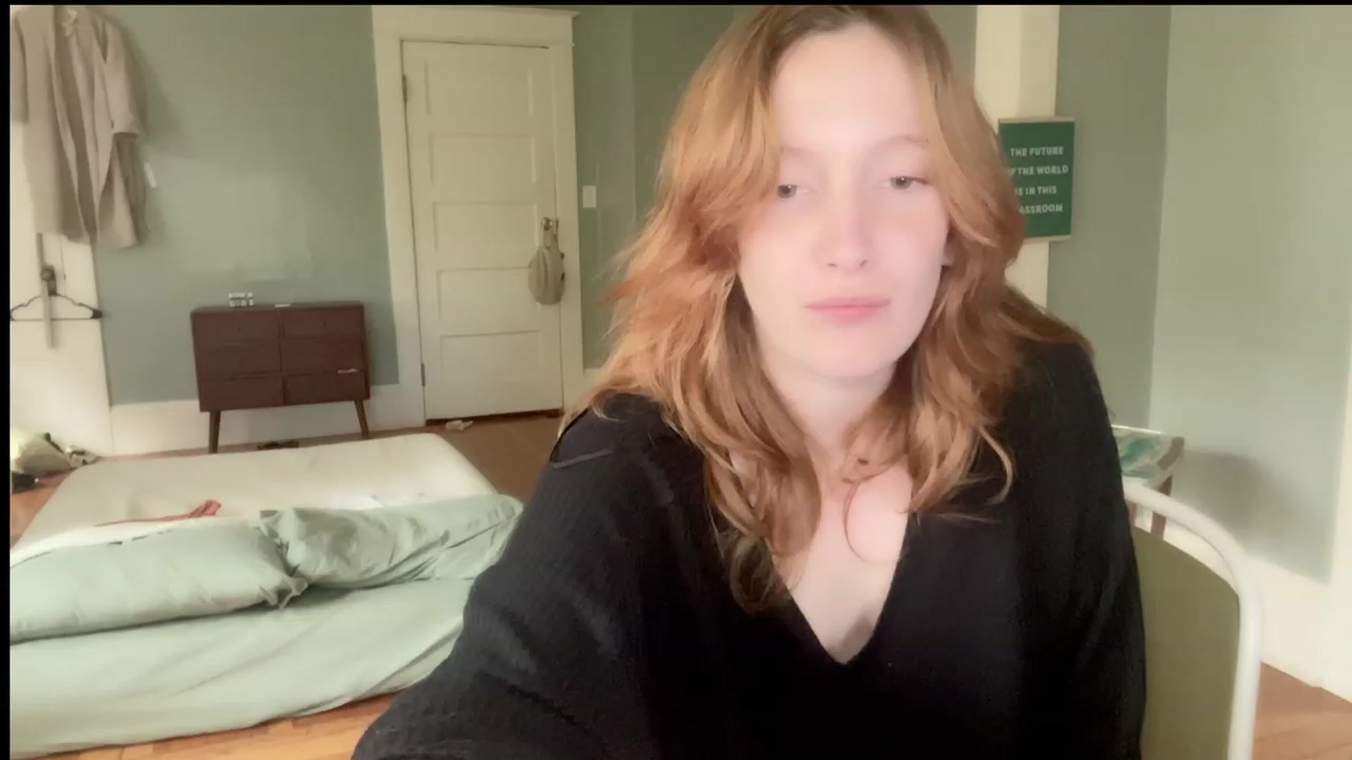 Gallery image thumbnail from consideruby's myfreecams stream on, 08/04/2023, 16:10 image 20 of 20