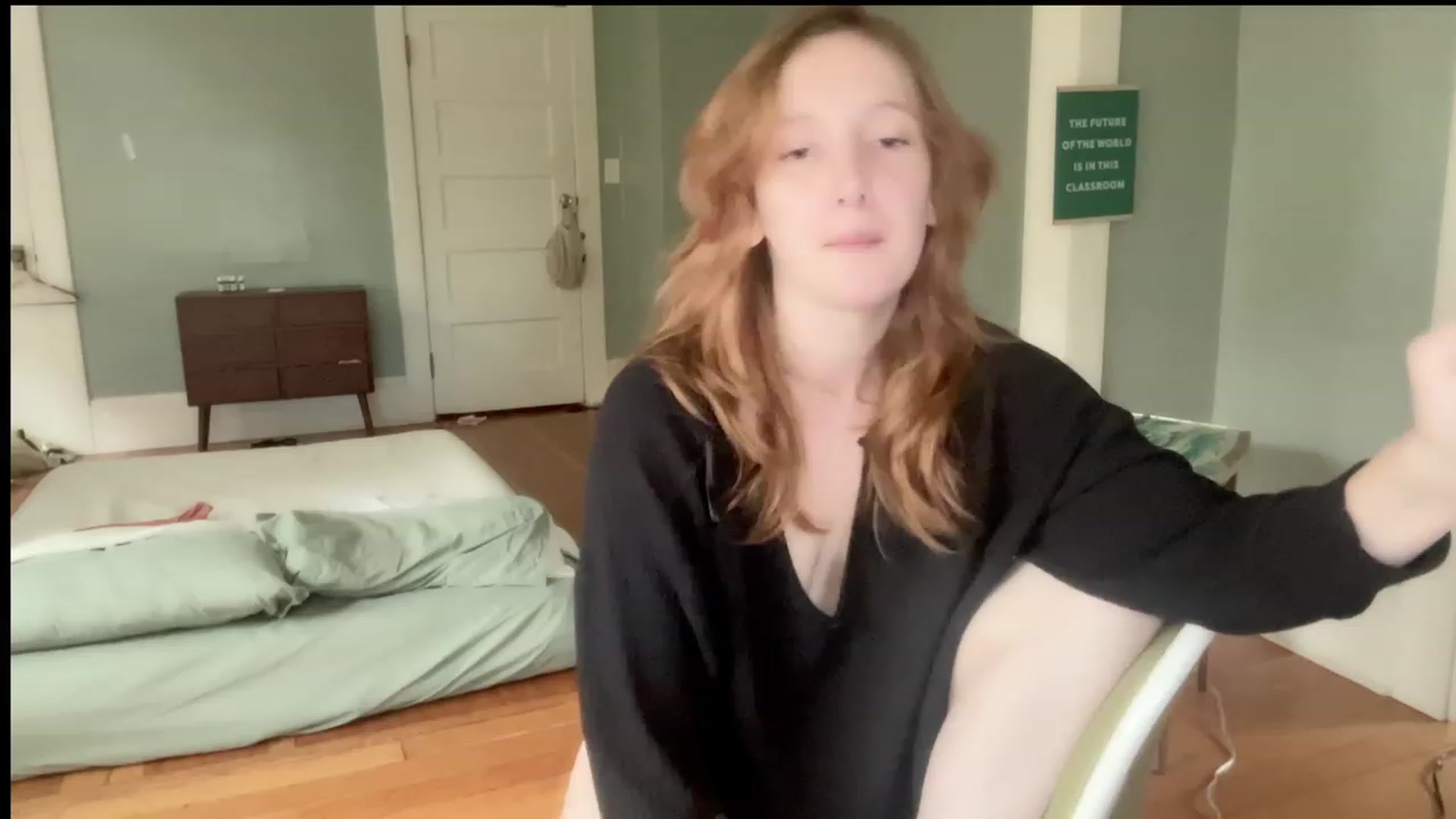 Gallery image thumbnail from consideruby's myfreecams stream on, 08/04/2023, 16:10 image 15 of 20