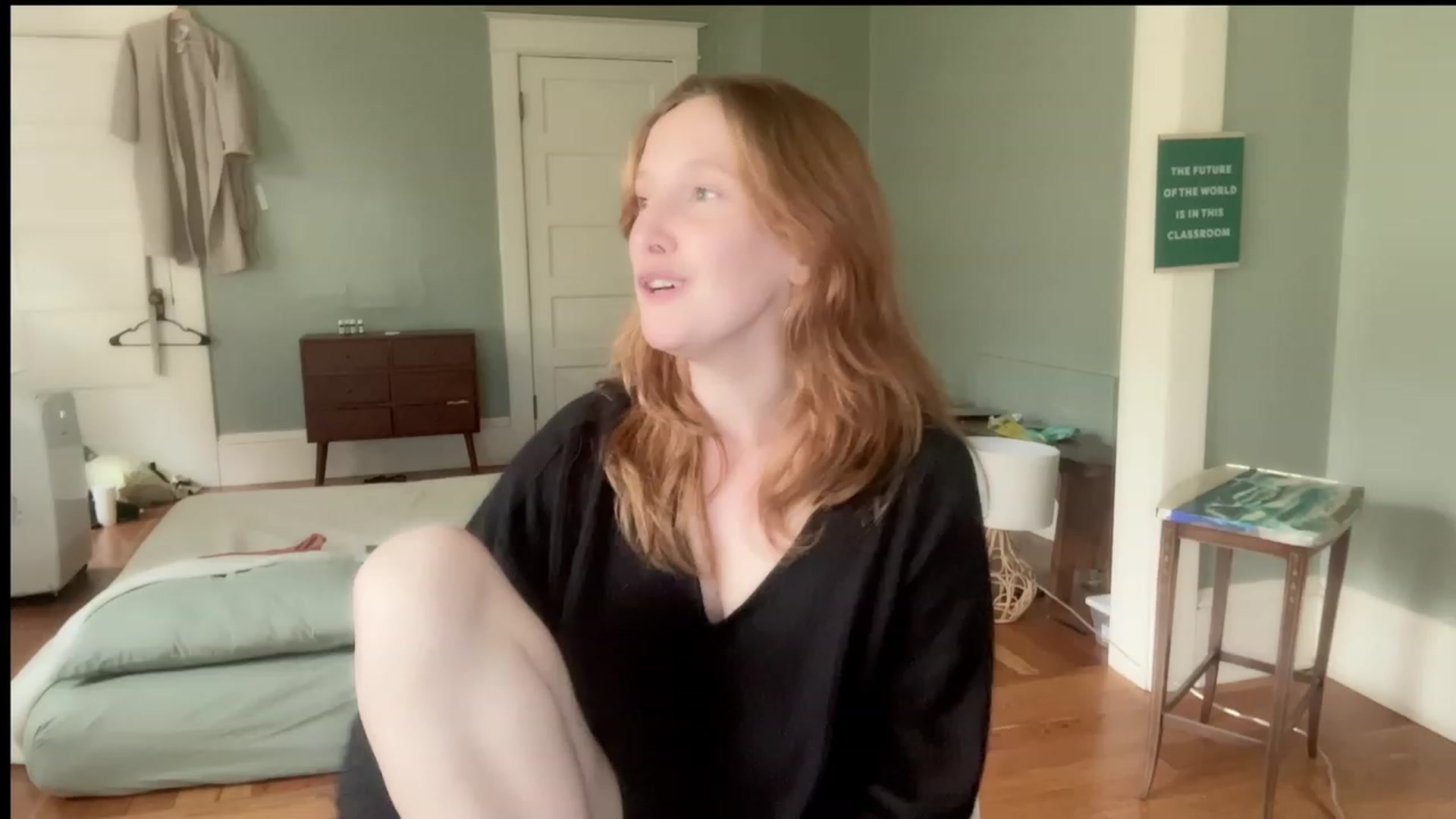 Gallery image thumbnail from consideruby's myfreecams stream on, 08/04/2023, 17:27 image 13 of 20