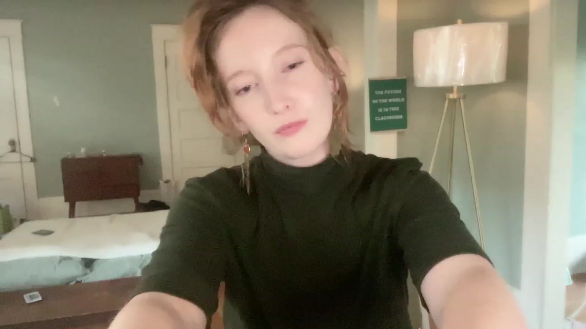 Gallery image thumbnail from consideruby's myfreecams stream on, 08/09/2023, 15:37 image 9 of 20