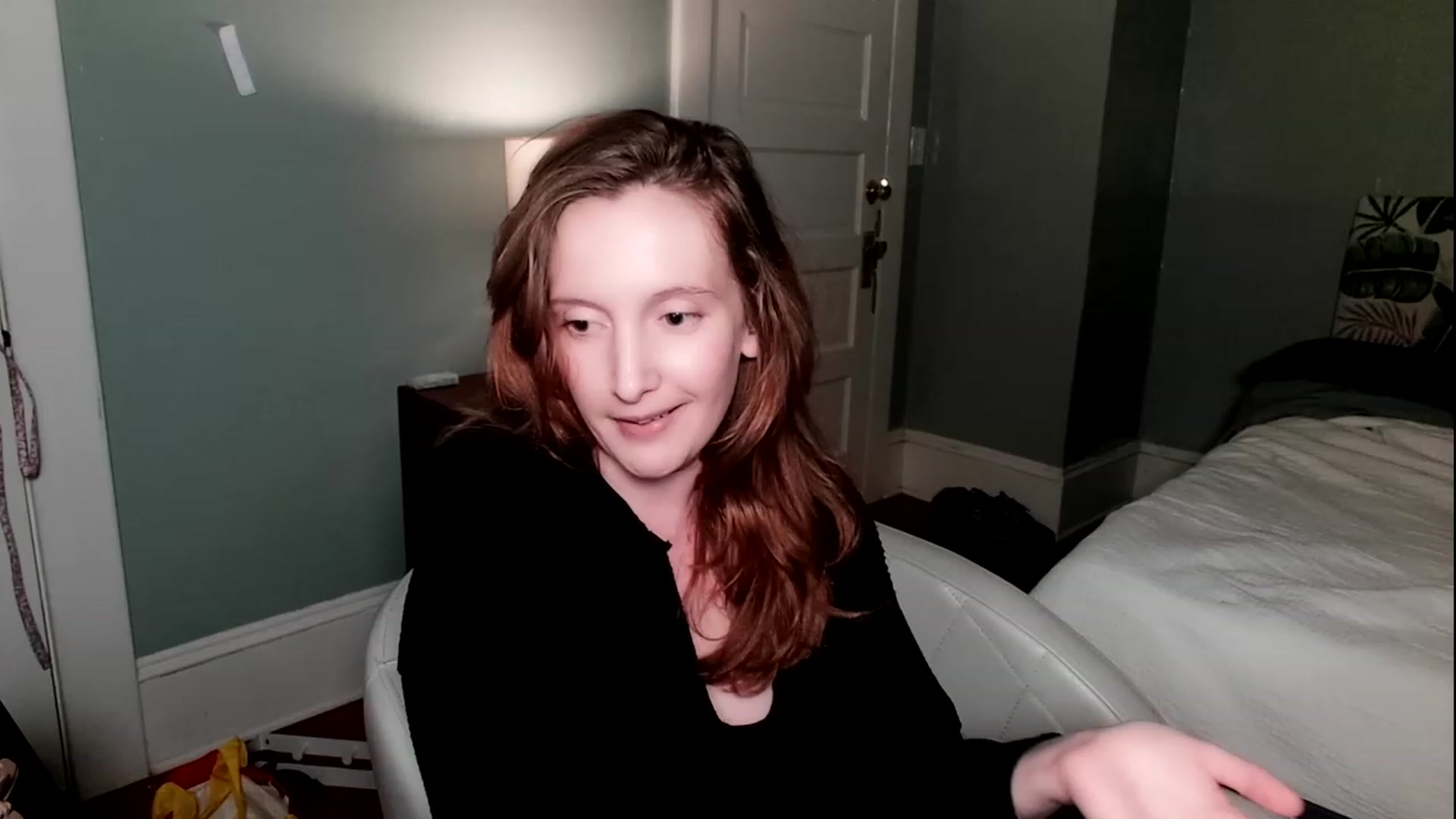 Gallery image thumbnail from consideruby's myfreecams stream on, 08/29/2023, 12:22 image 4 of 20