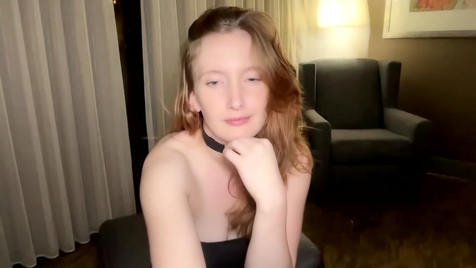 Gallery image thumbnail from consideruby's myfreecams stream on, 09/27/2023, 08:32 image 2 of 20