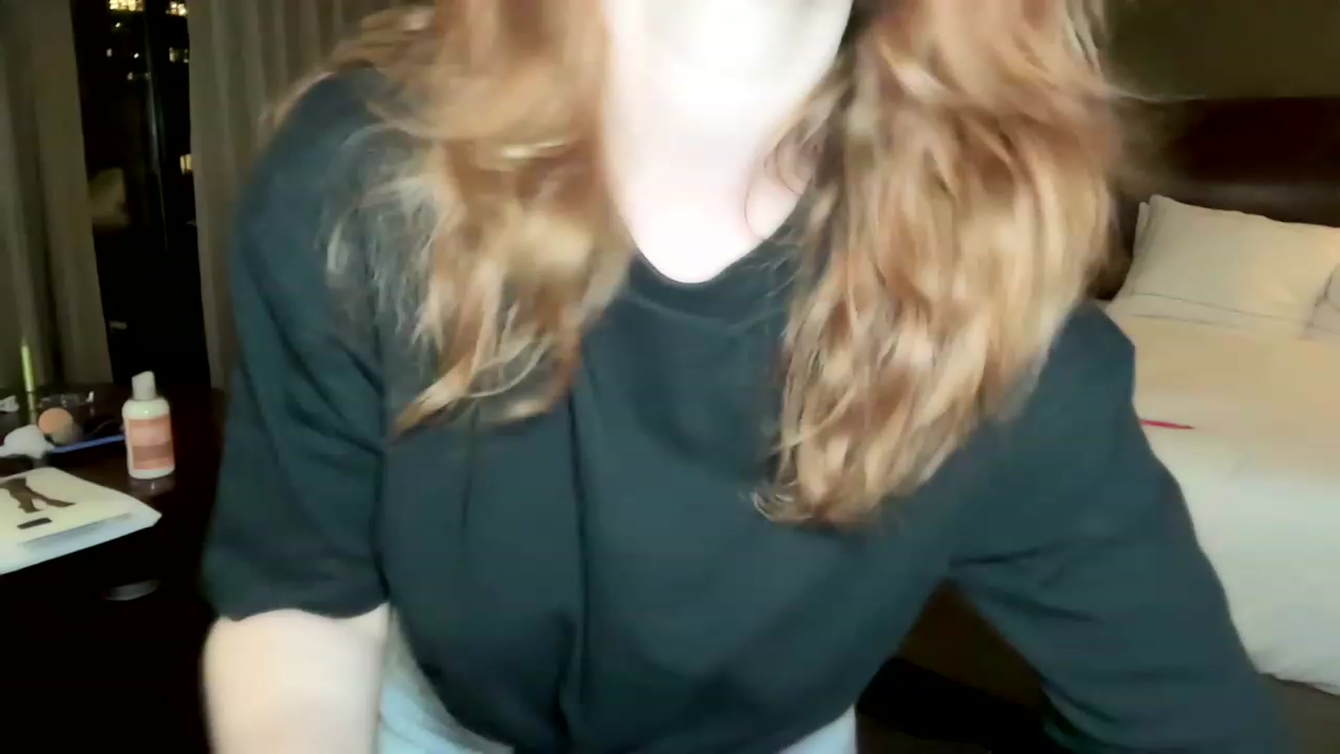 Gallery image thumbnail from consideruby's myfreecams stream on, 09/28/2023, 12:37 image 1 of 20